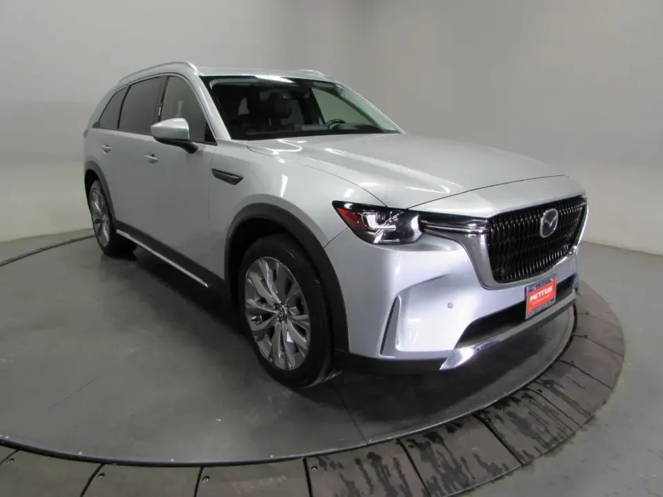 photo of 2024 Mazda CX-90 3.3 Turbo Premium
