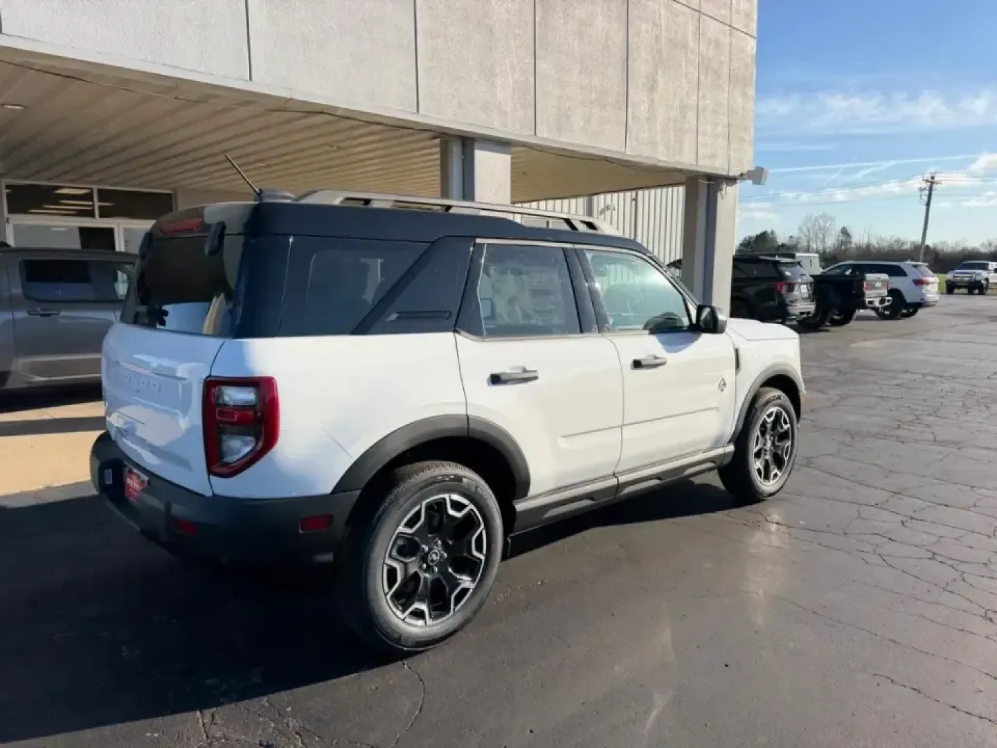 2026 /Ebony/Roast Leather Ford Bronco Sport Outer Banks (3FMCR9CN1TR) with an 1.5L EcoBoost engine, Automatic transmission, located at 141 Commercial Dr, Fredericktown, MO, 63645, (573) 783-6432, 37.570087, -90.320648 - Whether your weekends are spent chasing trailheads at St. Francois State Park, packing up for a family day at Silver Mines Recreation Area, or simply commuting confidently through changing Missouri weather, the 2026 Ford Bronco Sport Outer Banks is built for real life in and around Fredericktown. Th - Photo#2