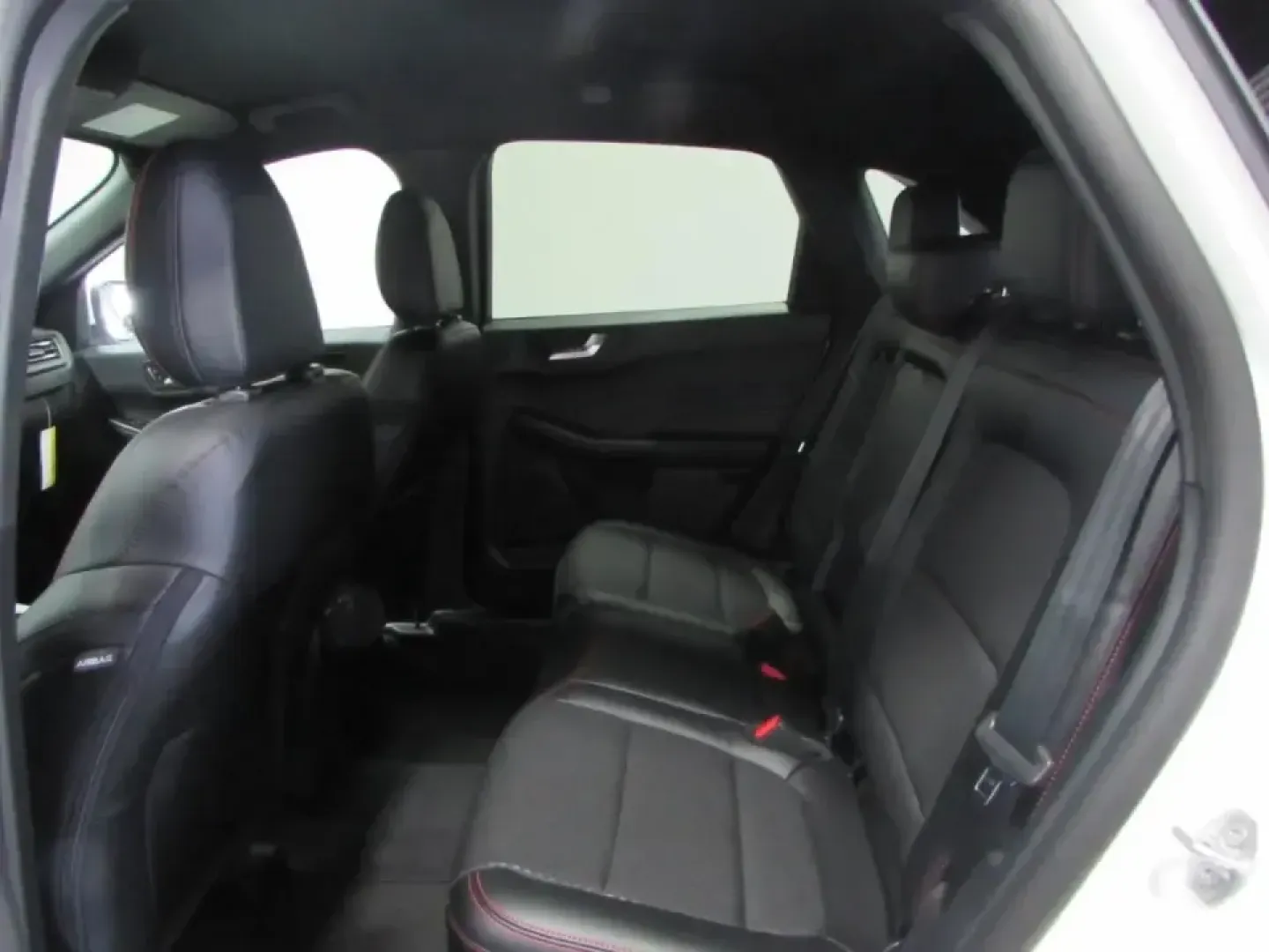 2026 /Ebony Ford Escape ST-Line Select (1FMCU9NZ4TU) with an 2.5L iVCT Atkinson Cycle I-4 Hybrid engine, CVT transmission, located at 12836 Highway 21, De Soto, MO, 63020, (636) 337-7777, 38.151867, -90.575615 - Picture your weekdays getting easier and your weekends getting bigger: a hybrid SUV that sips fuel on the commute, stays confident in Missouri weather, and still feels sporty when you head out for a day trip. This **2026 Ford Escape ST-Line Select Hybrid AWD** in **Star White** is built for real lif - Photo#14