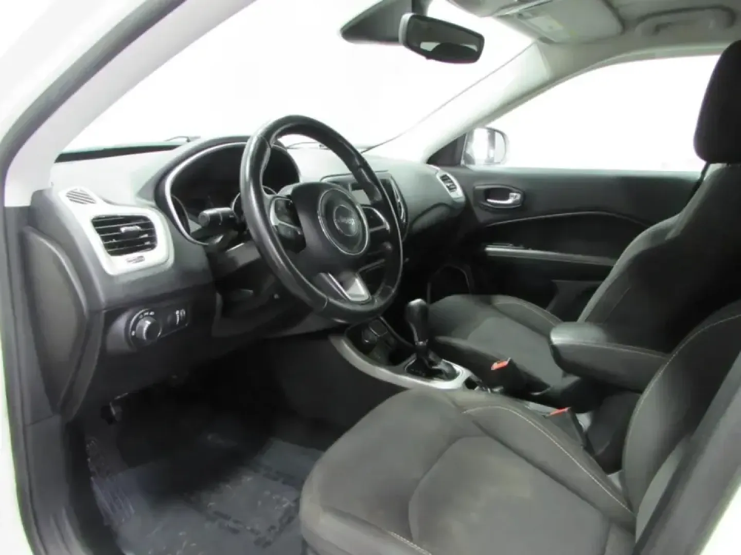 2020 /Black Cloth Jeep Compass 4WD Sport (3C4NJDABXLT) with an 2.4L engine, 6M transmission, located at 12830 Highway 21, De Soto, MO, 63020, (636) 337-7777, 38.153099, -90.573624 - Whether you're juggling a long commute down Highway 21, planning a weekend escape to Washington State Park, or just need a confident daily driver for errands around De Soto and Jefferson County, this 2020 Jeep Compass Sport is built for real-life Missouri miles. With SUV versatility, Four Wheel Driv - Photo#12