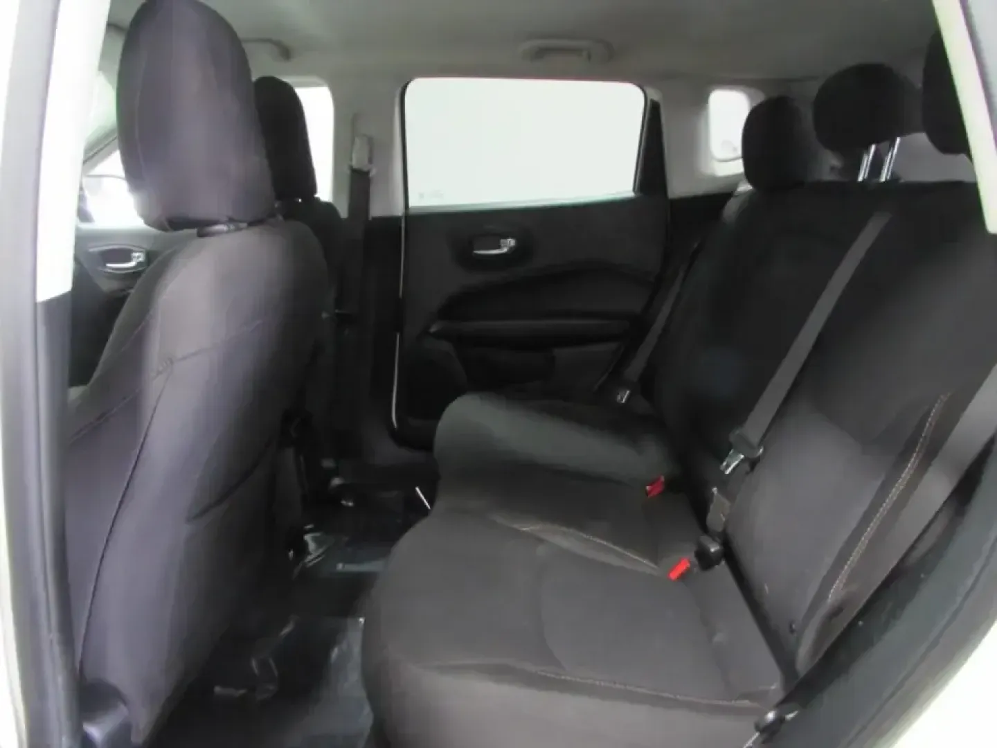 2020 /Black Cloth Jeep Compass 4WD Sport (3C4NJDABXLT) with an 2.4L engine, 6M transmission, located at 12830 Highway 21, De Soto, MO, 63020, (636) 337-7777, 38.153099, -90.573624 - Whether you're juggling a long commute down Highway 21, planning a weekend escape to Washington State Park, or just need a confident daily driver for errands around De Soto and Jefferson County, this 2020 Jeep Compass Sport is built for real-life Missouri miles. With SUV versatility, Four Wheel Driv - Photo#14