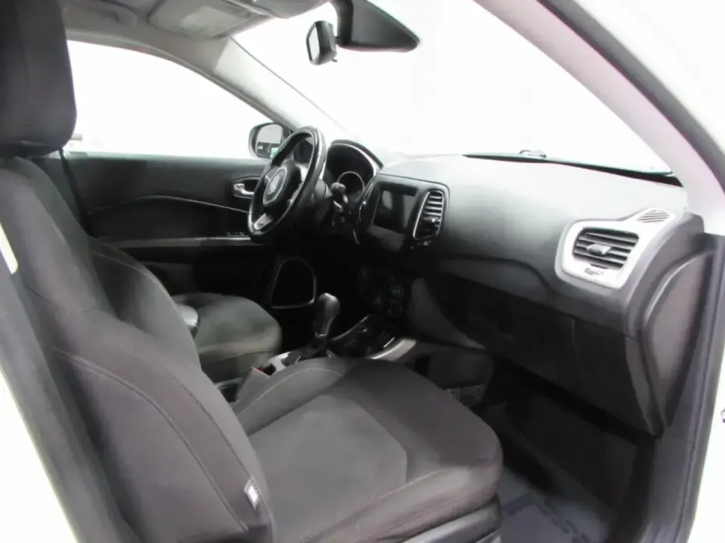 2020 /Black Cloth Jeep Compass 4WD Sport (3C4NJDABXLT) with an 2.4L engine, 6M transmission, located at 12830 Highway 21, De Soto, MO, 63020, (636) 337-7777, 38.153099, -90.573624 - Whether you're juggling a long commute down Highway 21, planning a weekend escape to Washington State Park, or just need a confident daily driver for errands around De Soto and Jefferson County, this 2020 Jeep Compass Sport is built for real-life Missouri miles. With SUV versatility, Four Wheel Driv - Photo#16