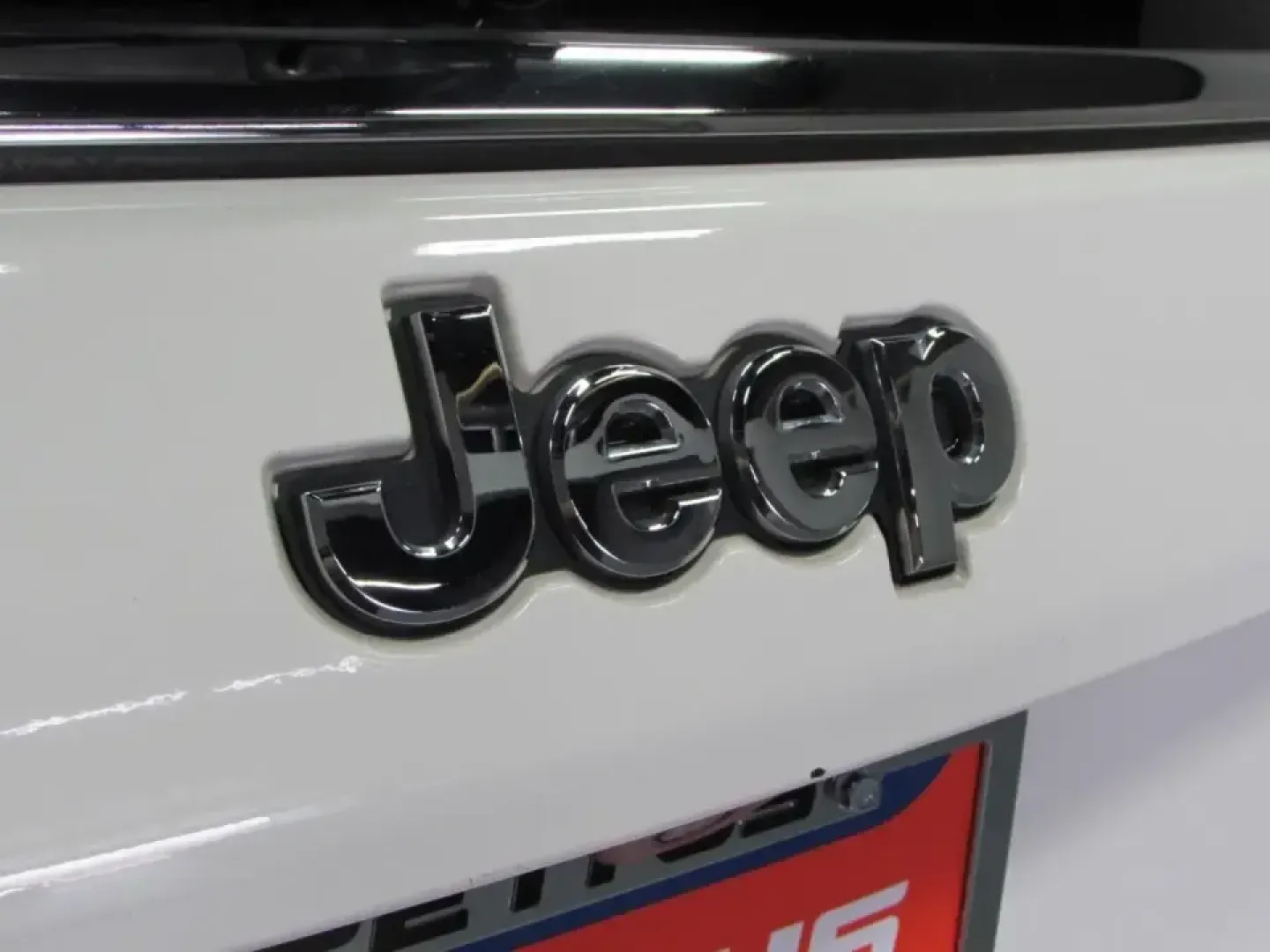 2020 /Black Cloth Jeep Compass 4WD Sport (3C4NJDABXLT) with an 2.4L engine, 6M transmission, located at 12830 Highway 21, De Soto, MO, 63020, (636) 337-7777, 38.153099, -90.573624 - Whether you're juggling a long commute down Highway 21, planning a weekend escape to Washington State Park, or just need a confident daily driver for errands around De Soto and Jefferson County, this 2020 Jeep Compass Sport is built for real-life Missouri miles. With SUV versatility, Four Wheel Driv - Photo#32