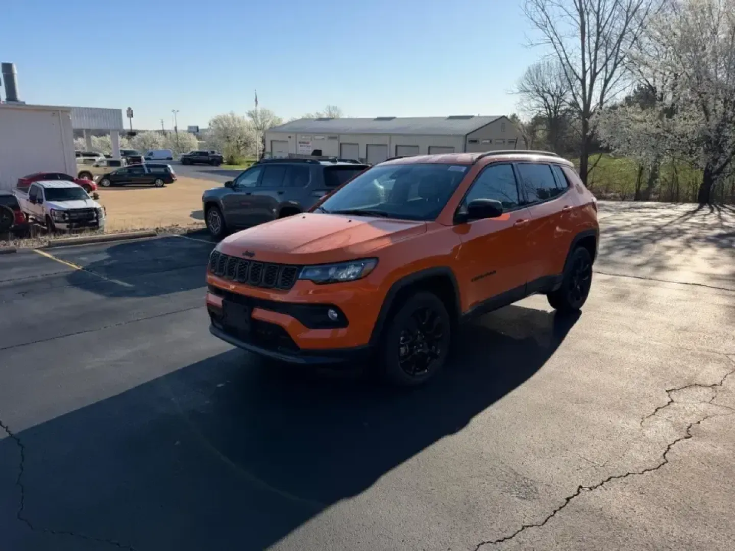 2026 /Black Leather Trimmed Jeep Compass Latitude (3C4NJDBN8TT) with an 2.0L engine, located at 970 Woodlawn Dr., Farmington, MO, 63640, (573) 431-7800, 37.825642, -90.468674 - Built for the kind of life that doesn't stop when the weather changes, the 2026 Jeep Compass Latitude is the SUV that fits right into busy weekdays, spontaneous weekend escapes, and everything in between. Whether you're commuting from Farmington to nearby towns, loading up for a family day out, or p - Photo#6