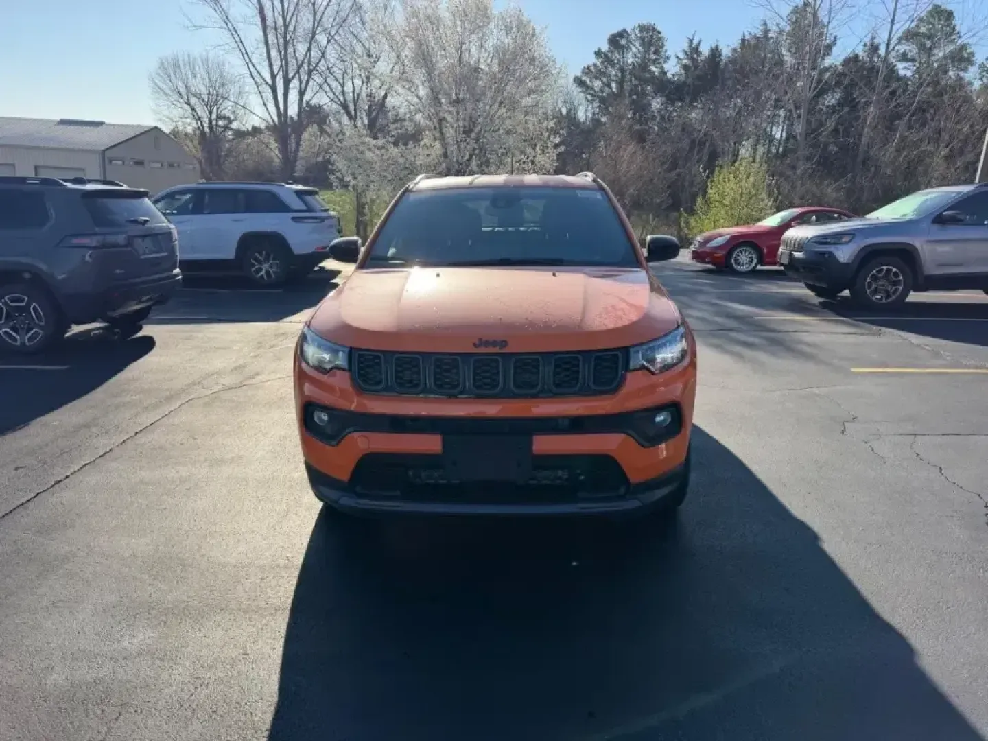 2026 /Black Leather Trimmed Jeep Compass Latitude (3C4NJDBN8TT) with an 2.0L engine, located at 970 Woodlawn Dr., Farmington, MO, 63640, (573) 431-7800, 37.825642, -90.468674 - Built for the kind of life that doesn't stop when the weather changes, the 2026 Jeep Compass Latitude is the SUV that fits right into busy weekdays, spontaneous weekend escapes, and everything in between. Whether you're commuting from Farmington to nearby towns, loading up for a family day out, or p - Photo#7