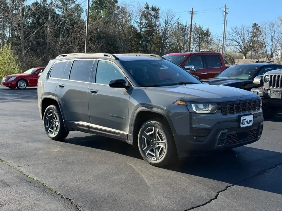 photo of 2026 Jeep Cherokee Laredo