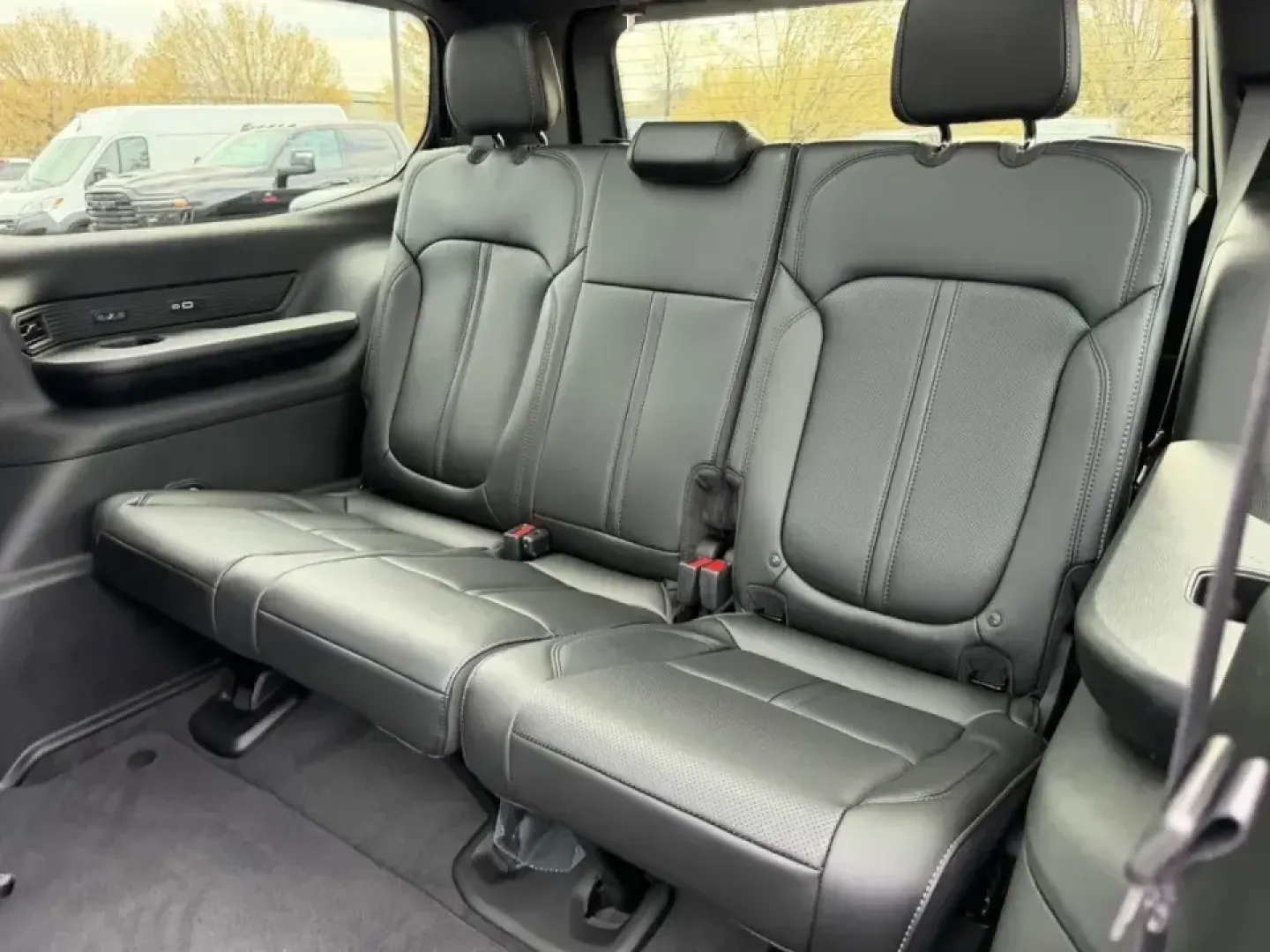 2026 /Global Black Leather Jeep Grand Wagoneer Base 4WD (1C4SJVAP5TS) with an 3.0L I6 Hurricane SO Twin Turbo ESS engine, 8A transmission, located at 970 Woodlawn Dr., Farmington, MO, 63640, (573) 431-7800, 37.825642, -90.468674 - Load up the family, the friends, and all the gear-this 2026 Jeep Grand Wagoneer Base 4WD is built for big weekends, long road trips, and everyday comfort when your schedule doesn't slow down. With just 25 miles, it delivers that nearly-new feel with the capability and presence you want for everythin - Photo#9