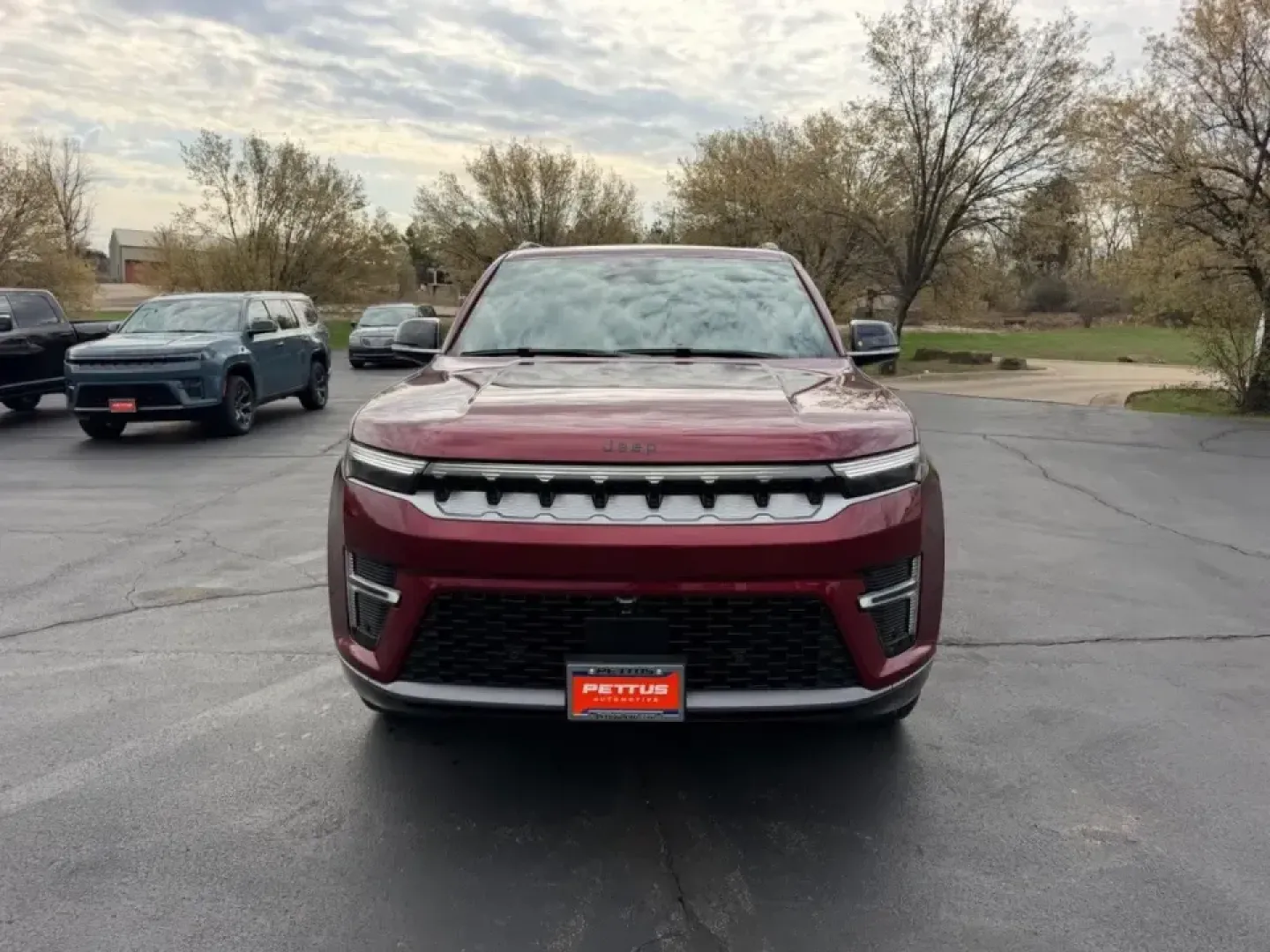 2026 /Global Black Leather Jeep Grand Wagoneer Base 4WD (1C4SJVAP5TS) with an 3.0L I6 Hurricane SO Twin Turbo ESS engine, 8A transmission, located at 970 Woodlawn Dr., Farmington, MO, 63640, (573) 431-7800, 37.825642, -90.468674 - Load up the family, the friends, and all the gear-this 2026 Jeep Grand Wagoneer Base 4WD is built for big weekends, long road trips, and everyday comfort when your schedule doesn't slow down. With just 25 miles, it delivers that nearly-new feel with the capability and presence you want for everythin - Photo#8