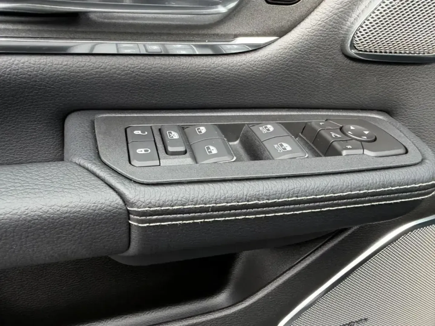 2026 /Black Leather Ram 1500 Laramie (1C6SRFJT9TN) with an 5.7L engine, Automatic transmission, located at 970 Woodlawn Dr., Farmington, MO, 63640, (573) 431-7800, 37.825642, -90.468674 - Weekend lake runs to St. Joe State Park, hauling gear for a campsite at Silver Mines, or simply making your daily commute down US-67 feel effortless-this truck is built for real Missouri life. If you want a refined pickup that can handle Farmington backroads, jobsite duty, and family comfort in one - Photo#19