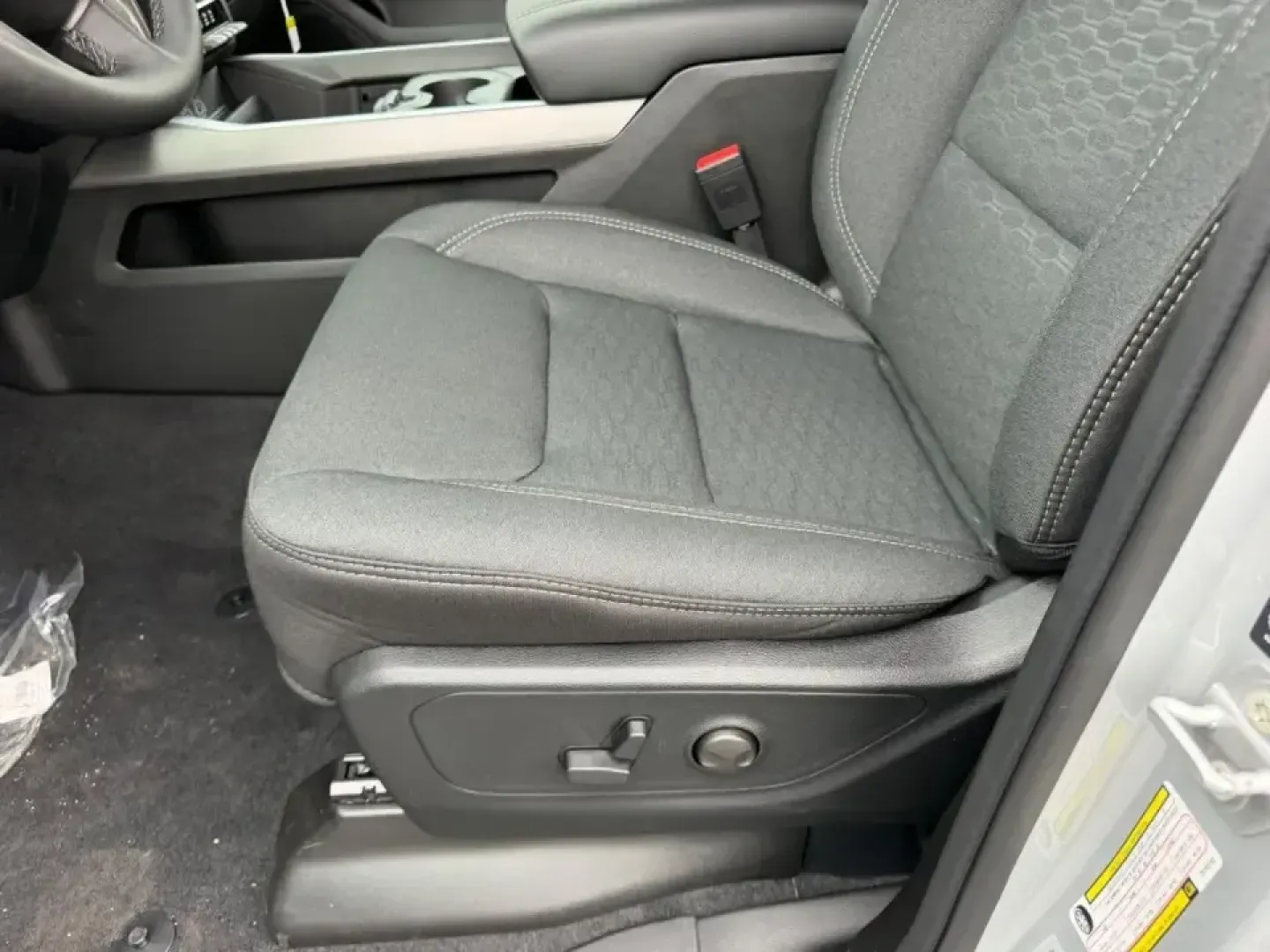 2026 /Diesel Gray/Black Cloth Ram 1500 Big Horn/Lone Star (1C6SRFFP3TN) with an 3.0L Straight 6 engine, 8A transmission, located at 970 Woodlawn Dr., Farmington, MO, 63640, (573) 431-7800, 37.825642, -90.468674 - Whether you're hauling gear for a weekend at St. Joe State Park, towing a trailer out toward the Mark Twain National Forest, or just want a confident daily driver for Highway 67 and the commute around town, this 2026 Ram 1500 Big Horn Crew Cab SWB 4WD is built for real life in Southeast Missouri. Wi - Photo#19