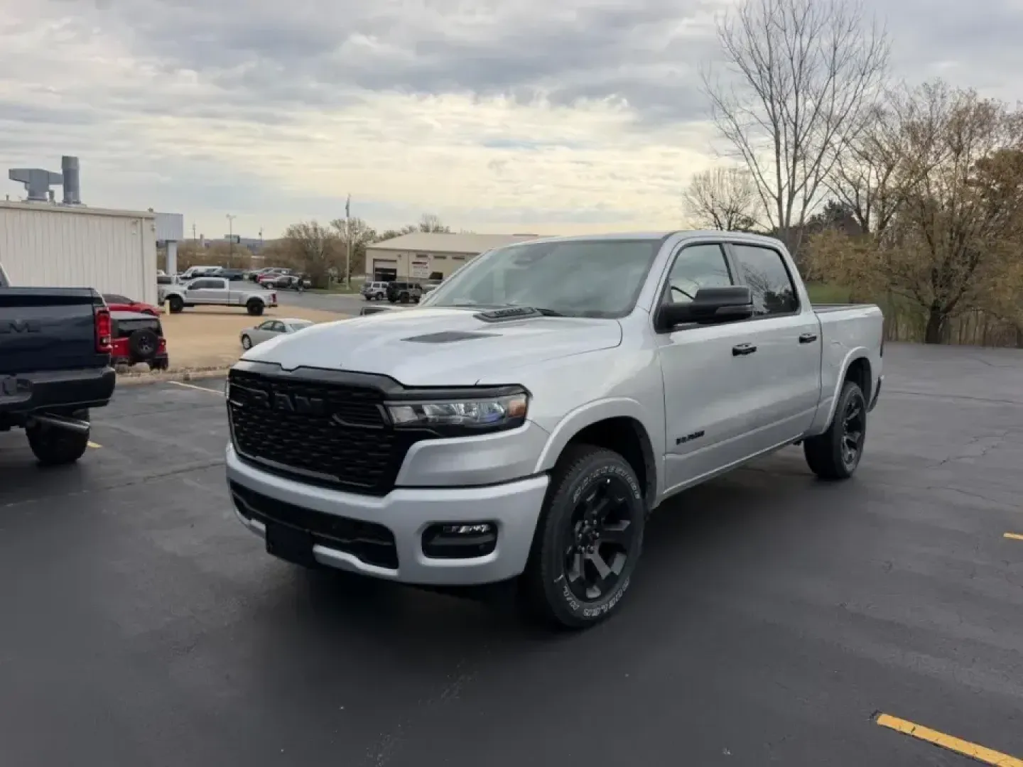 2026 /Diesel Gray/Black Cloth Ram 1500 Big Horn/Lone Star (1C6SRFFP3TN) with an 3.0L Straight 6 engine, 8A transmission, located at 970 Woodlawn Dr., Farmington, MO, 63640, (573) 431-7800, 37.825642, -90.468674 - Whether you're hauling gear for a weekend at St. Joe State Park, towing a trailer out toward the Mark Twain National Forest, or just want a confident daily driver for Highway 67 and the commute around town, this 2026 Ram 1500 Big Horn Crew Cab SWB 4WD is built for real life in Southeast Missouri. Wi - Photo#6