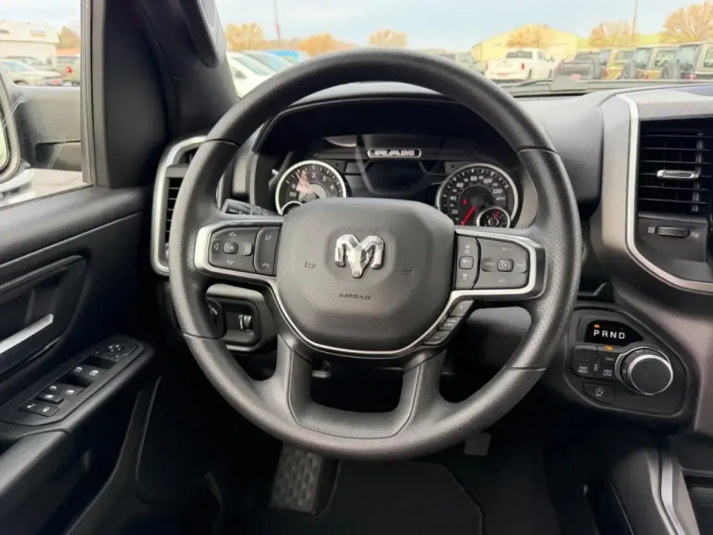 2026 /Diesel Gray/Black Cloth Ram 1500 Express (1C6SRFGT8TN) with an 5.7L engine, located at 970 Woodlawn Dr., Farmington, MO, 63640, (573) 431-7800, 37.825642, -90.468674 - Work weeks, weekend projects, and long Ozark road trips all get easier when you've got a full-size truck that's ready for real life. This **2026 Ram 1500 Tradesman** in striking **Forge Blue** is built for hauling supplies, commuting comfortably, and heading out past Farmington for fishing, camping, - Photo#10