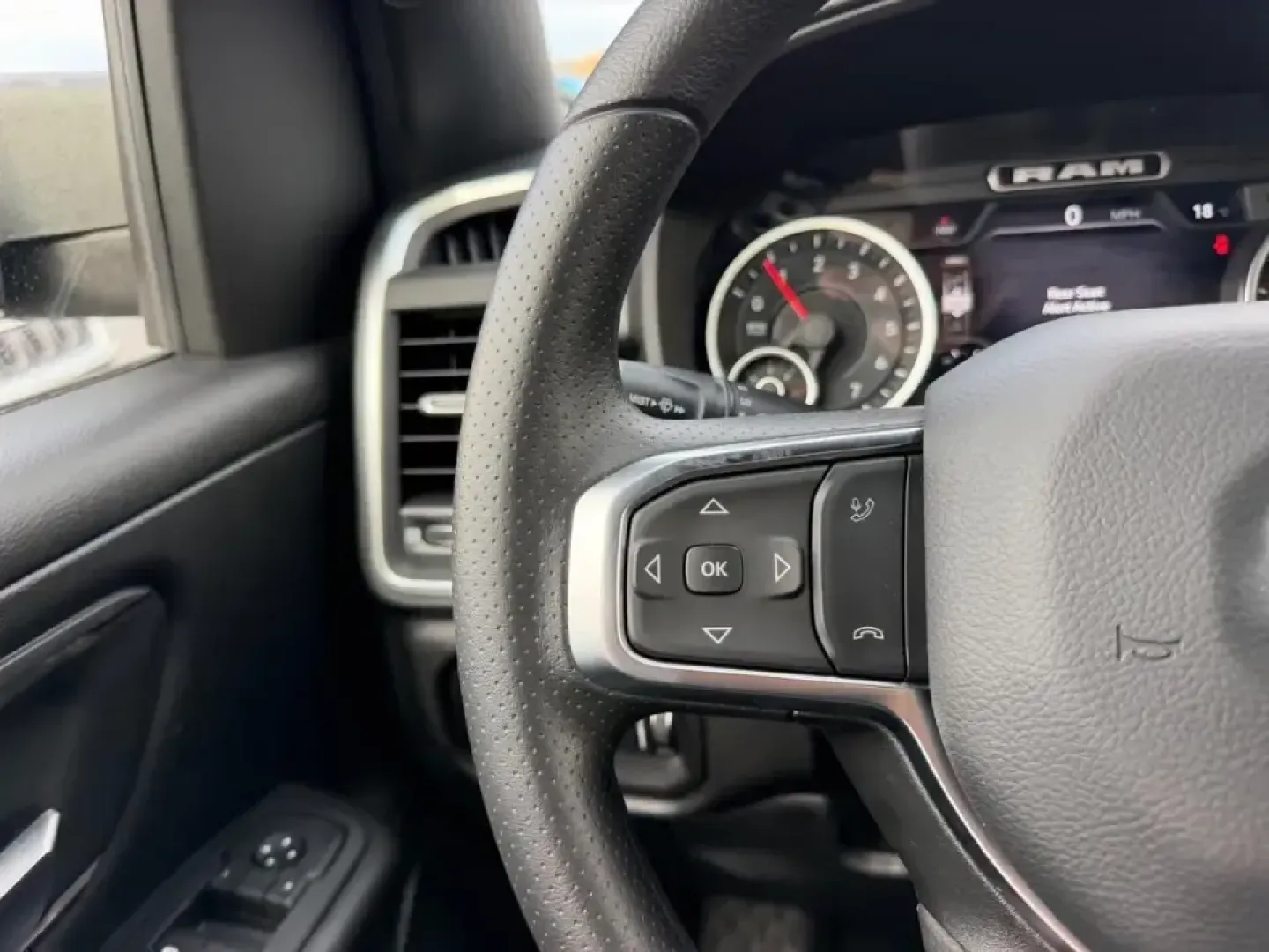 2026 /Diesel Gray/Black Cloth Ram 1500 Express (1C6SRFGT8TN) with an 5.7L engine, located at 970 Woodlawn Dr., Farmington, MO, 63640, (573) 431-7800, 37.825642, -90.468674 - Work weeks, weekend projects, and long Ozark road trips all get easier when you've got a full-size truck that's ready for real life. This **2026 Ram 1500 Tradesman** in striking **Forge Blue** is built for hauling supplies, commuting comfortably, and heading out past Farmington for fishing, camping, - Photo#11