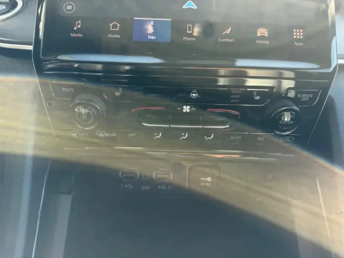 2023 /Global Black Leather Jeep Grand Cherokee Limited (1C4RJHBG8PC) with an 3.6L V6 24V VVT UPG I engine, 8A transmission, located at 141 Commercial Dr, Fredericktown, MO, 63645, (573) 783-6432, 37.570087, -90.320648 - Whether you're planning weekend lake runs, shuttling a growing family to school and sports, or stacking up highway miles for a long commute, the 2023 Jeep Grand Cherokee Limited 4WD is built for the do-it-all lifestyle. With confident four-wheel-drive capability, a comfortable SUV cabin, and modern - Photo#15