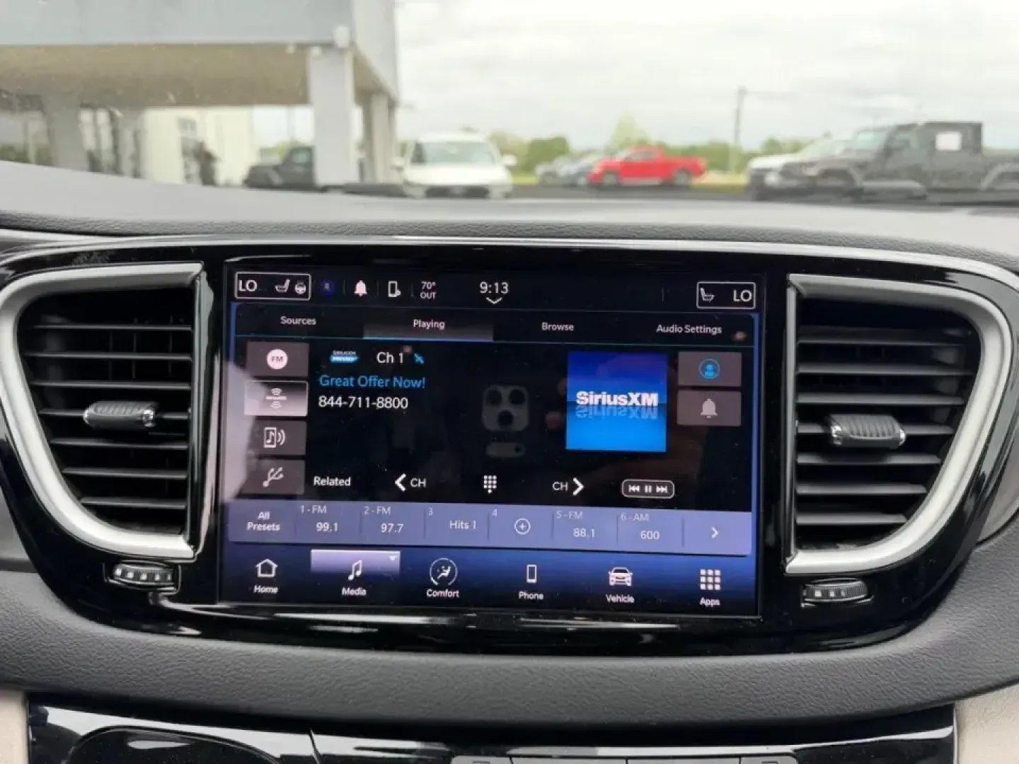 2024 /Black Leather Chrysler Pacifica Touring L (2C4RC1BG0RR) with an 3.6L V6 24V VVT UPG I engine, Automatic transmission, located at 141 Commercial Dr, Fredericktown, MO, 63645, (573) 783-6432, 37.570087, -90.320648 - Load up the kids, the snacks, and the playlist-this 2024 Chrysler Pacifica Touring L is built for real life in Southeast Missouri, whether you're doing the school run, commuting daily, or planning a weekend road trip to Johnson's Shut-Ins or the Arcadia Valley. With minivan versatility, confidence-i - Photo#16