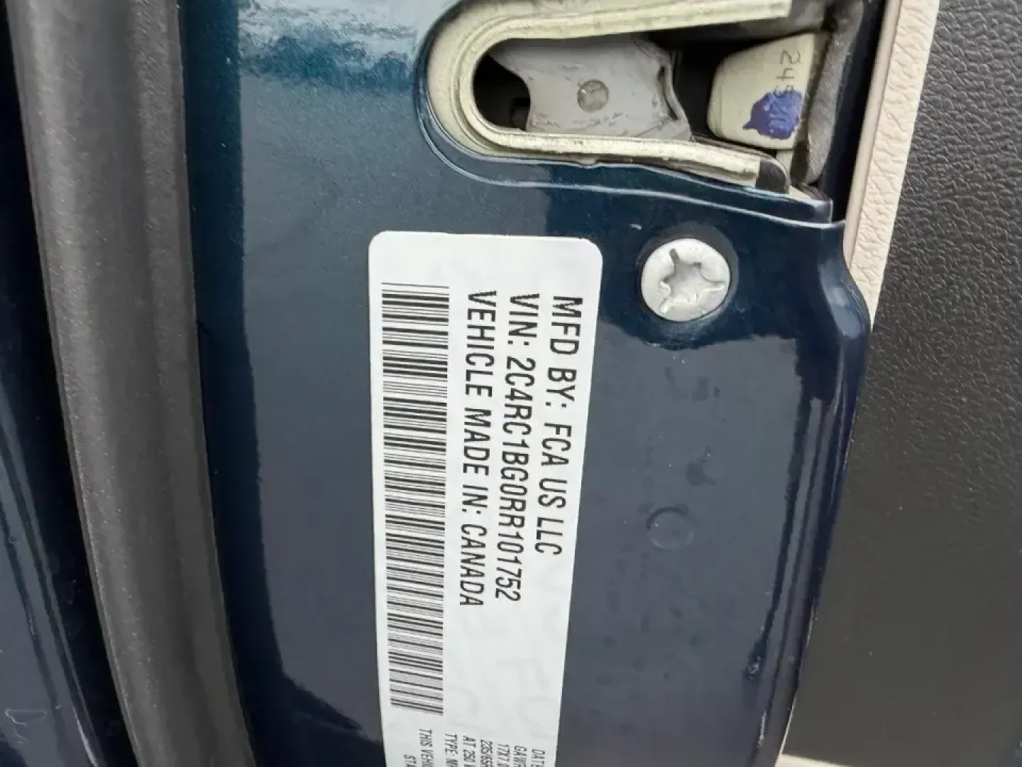 2024 /Black Leather Chrysler Pacifica Touring L (2C4RC1BG0RR) with an 3.6L V6 24V VVT UPG I engine, Automatic transmission, located at 141 Commercial Dr, Fredericktown, MO, 63645, (573) 783-6432, 37.570087, -90.320648 - Load up the kids, the snacks, and the playlist-this 2024 Chrysler Pacifica Touring L is built for real life in Southeast Missouri, whether you're doing the school run, commuting daily, or planning a weekend road trip to Johnson's Shut-Ins or the Arcadia Valley. With minivan versatility, confidence-i - Photo#25