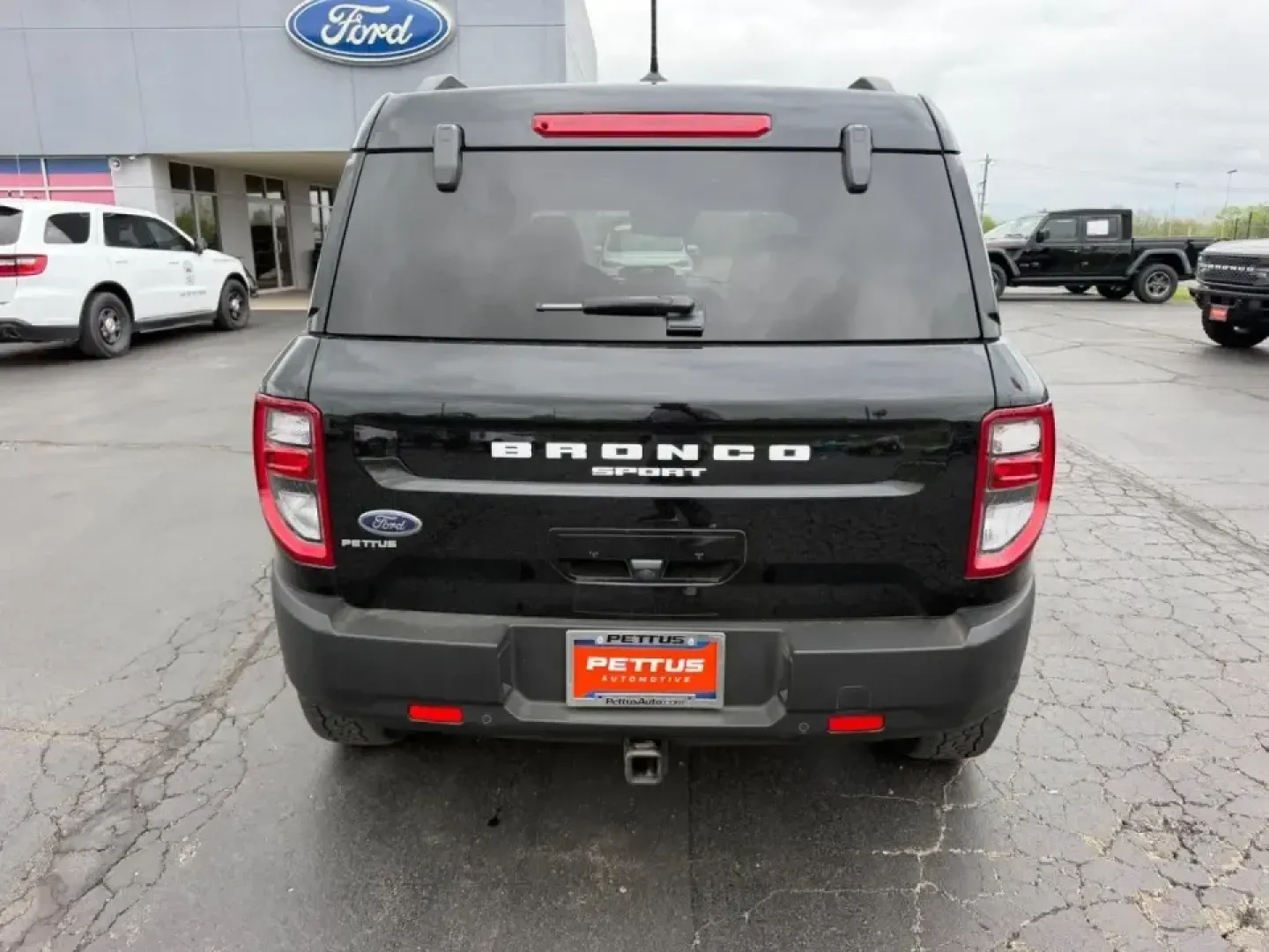2023 /Ebony/Roast Leather Ford Bronco Sport Badlands (3FMCR9D90PR) with an 2.0L EcoBoost engine, Automatic transmission, located at 141 Commercial Dr, Fredericktown, MO, 63645, (573) 783-6432, 37.570087, -90.320648 - Weekend trails at St. Joe State Park, a quick run down US-67, or an everyday commute through Madison County-this 2023 Ford Bronco Sport Badlands is built for drivers who want one SUV that can handle real-life Missouri miles and still feel ready for the next adventure. If your lifestyle includes camp - Photo#4