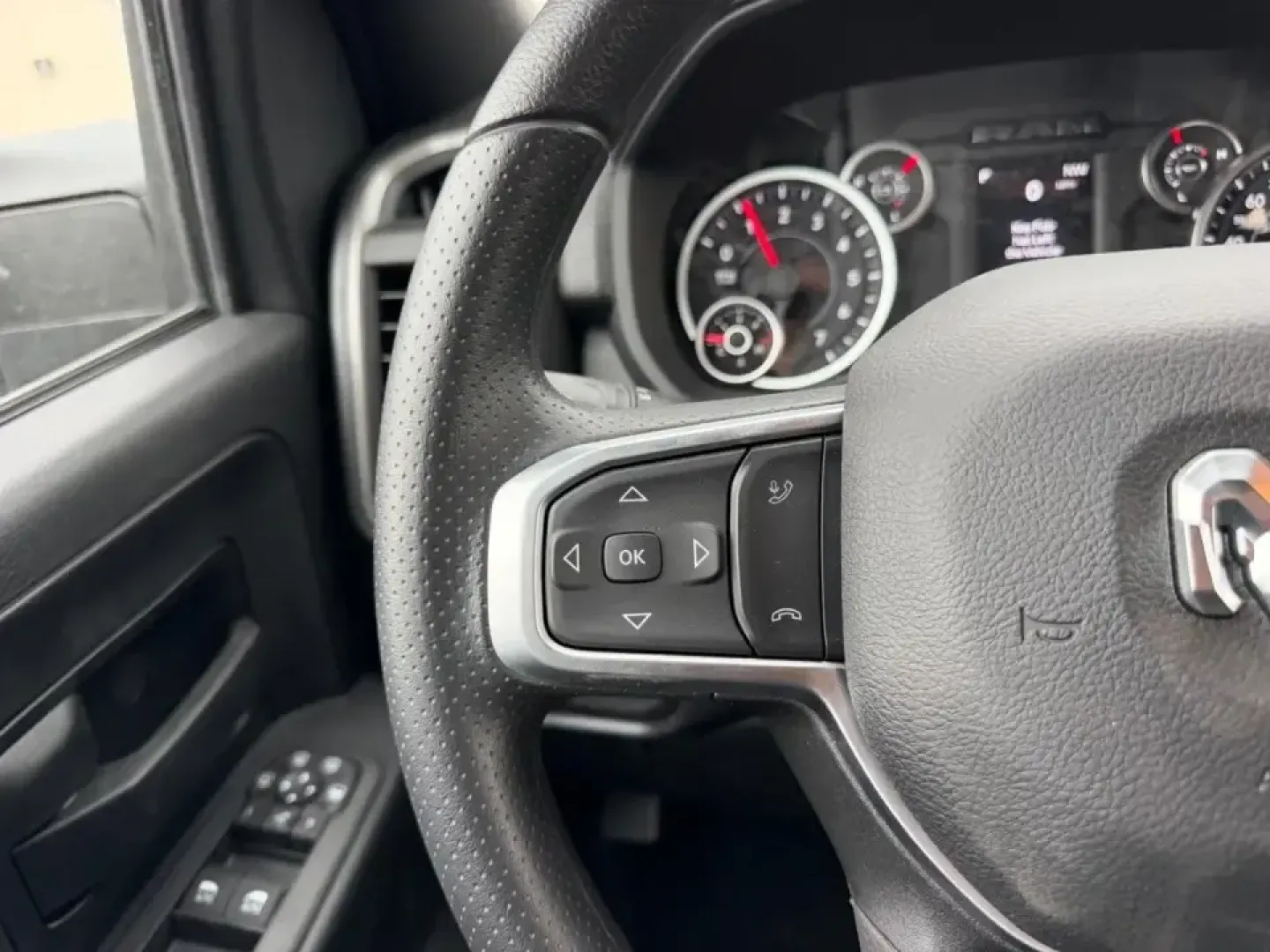 2026 /Diesel Gray/Black Cloth Ram 2500 Tradesman (3C6UR5CJXTG) with an 6.4L V8 HEMI HD engine, 6A transmission, located at 970 Woodlawn Dr., Farmington, MO, 63640, (573) 431-7800, 37.825642, -90.468674 - Built for big weekends, heavy-duty workdays, and everything in between, this **2026 Ram 2500 Tradesman Crew Cab SWB 4WD** is the kind of truck that fits real life in Southeast Missouri-whether you're hauling a trailer to the lake, tackling a jobsite off Highway 67, or loading up the family for a roa - Photo#11
