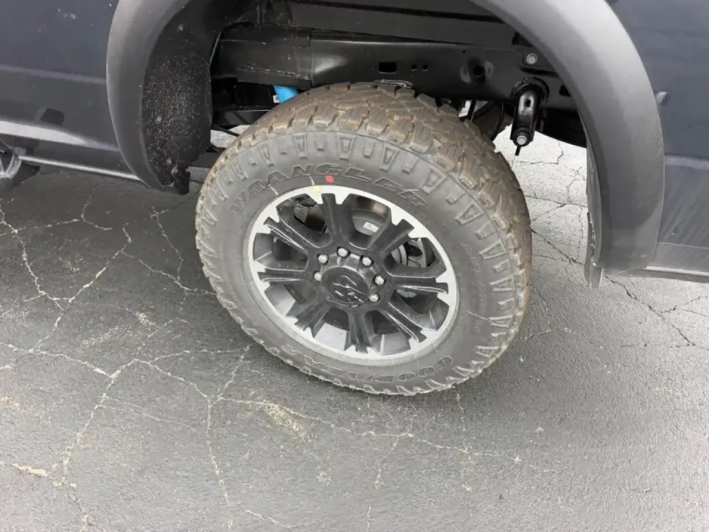 2026 /Diesel Gray/Black Cloth Ram 2500 Tradesman (3C6UR5CJXTG) with an 6.4L V8 HEMI HD engine, 6A transmission, located at 970 Woodlawn Dr., Farmington, MO, 63640, (573) 431-7800, 37.825642, -90.468674 - Built for big weekends, heavy-duty workdays, and everything in between, this **2026 Ram 2500 Tradesman Crew Cab SWB 4WD** is the kind of truck that fits real life in Southeast Missouri-whether you're hauling a trailer to the lake, tackling a jobsite off Highway 67, or loading up the family for a roa - Photo#5