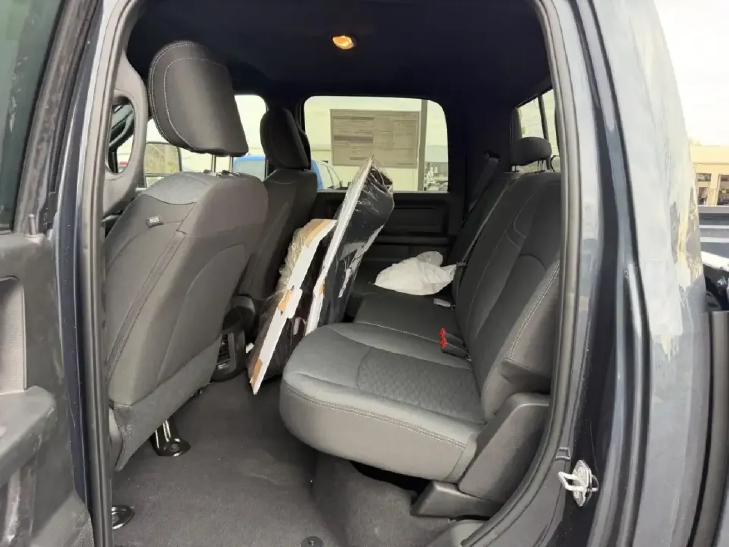 2026 /Diesel Gray/Black Cloth Ram 2500 Tradesman (3C6UR5CJXTG) with an 6.4L V8 HEMI HD engine, 6A transmission, located at 970 Woodlawn Dr., Farmington, MO, 63640, (573) 431-7800, 37.825642, -90.468674 - Built for big weekends, heavy-duty workdays, and everything in between, this **2026 Ram 2500 Tradesman Crew Cab SWB 4WD** is the kind of truck that fits real life in Southeast Missouri-whether you're hauling a trailer to the lake, tackling a jobsite off Highway 67, or loading up the family for a roa - Photo#8