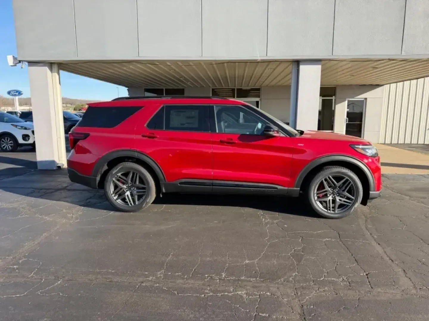 2026 /Onyx Cloth Ford Explorer ST-Line (1FMUK8KH5TG) with an 2.3L EcoBoost I-4 engine, Automatic transmission, located at 141 Commercial Dr, Fredericktown, MO, 63645, (573) 783-6432, 37.570087, -90.320648 - Adventure-ready for weekends at Mark Twain National Forest, confident in winter weather on MO-72, and comfortable for everyday errands across Fredericktown-this nearly new 2026 Ford Explorer ST-Line is the kind of SUV that fits real life. With just 91 miles, it delivers the fresh feel of a new ride - Photo#1