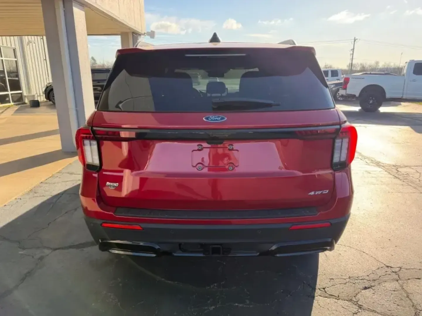 2026 /Onyx Cloth Ford Explorer ST-Line (1FMUK8KH5TG) with an 2.3L EcoBoost I-4 engine, Automatic transmission, located at 141 Commercial Dr, Fredericktown, MO, 63645, (573) 783-6432, 37.570087, -90.320648 - Adventure-ready for weekends at Mark Twain National Forest, confident in winter weather on MO-72, and comfortable for everyday errands across Fredericktown-this nearly new 2026 Ford Explorer ST-Line is the kind of SUV that fits real life. With just 91 miles, it delivers the fresh feel of a new ride - Photo#3