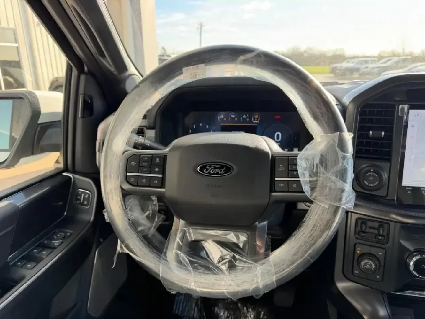 2026 /Black Leather Ford F-150 Lariat (1FTFW5L50TK) with an 5.0L engine, 6A transmission, located at 141 Commercial Dr, Fredericktown, MO, 63645, (573) 783-6432, 37.570087, -90.320648 - Built for Ozark backroads, weekday work runs, and weekend lake escapes, this **2026 Ford F-150 LARIAT 4x4** is the kind of truck that fits real life in Southeast Missouri. Whether you're hauling gear to a campsite, towing toys for a getaway, or cruising comfortably on a long commute, this nearly new - Photo#10