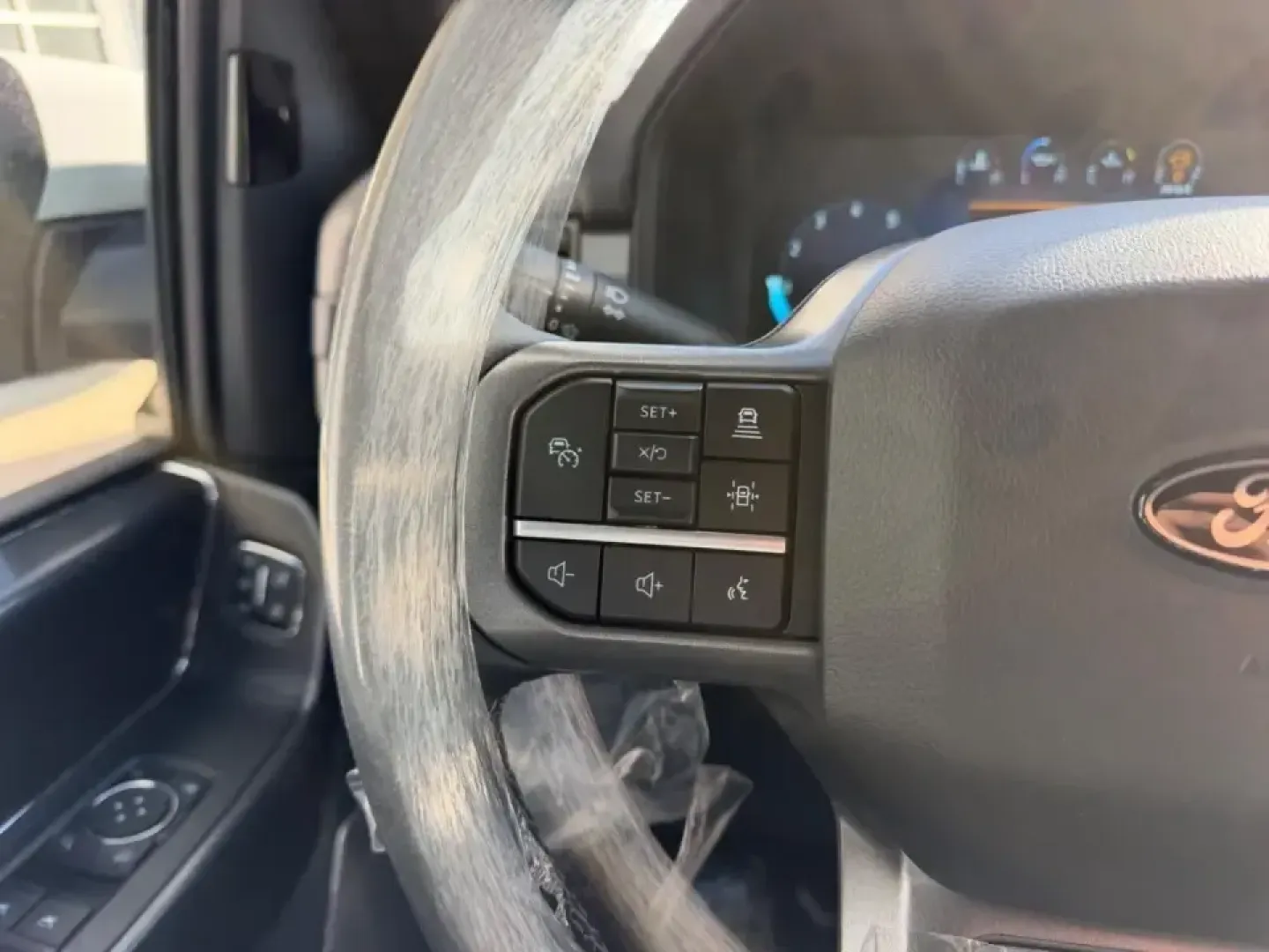 2026 /Black Leather Ford F-150 Lariat (1FTFW5L50TK) with an 5.0L engine, 6A transmission, located at 141 Commercial Dr, Fredericktown, MO, 63645, (573) 783-6432, 37.570087, -90.320648 - Built for Ozark backroads, weekday work runs, and weekend lake escapes, this **2026 Ford F-150 LARIAT 4x4** is the kind of truck that fits real life in Southeast Missouri. Whether you're hauling gear to a campsite, towing toys for a getaway, or cruising comfortably on a long commute, this nearly new - Photo#11