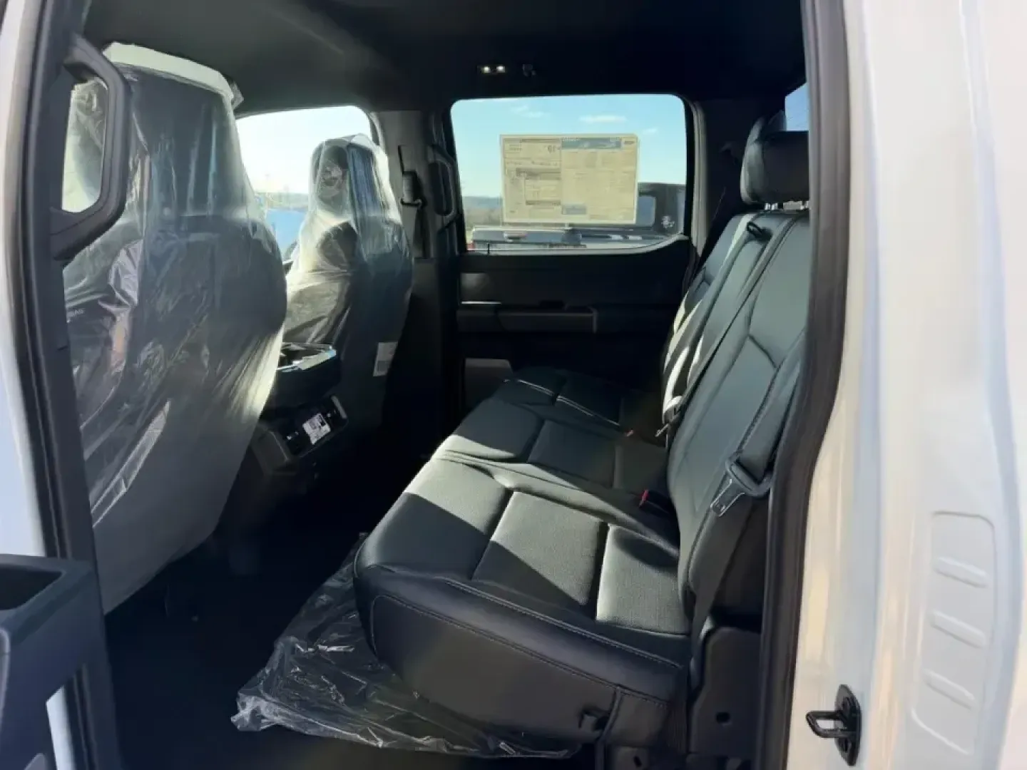 2026 /Black Leather Ford F-150 Lariat (1FTFW5L50TK) with an 5.0L engine, 6A transmission, located at 141 Commercial Dr, Fredericktown, MO, 63645, (573) 783-6432, 37.570087, -90.320648 - Built for Ozark backroads, weekday work runs, and weekend lake escapes, this **2026 Ford F-150 LARIAT 4x4** is the kind of truck that fits real life in Southeast Missouri. Whether you're hauling gear to a campsite, towing toys for a getaway, or cruising comfortably on a long commute, this nearly new - Photo#8