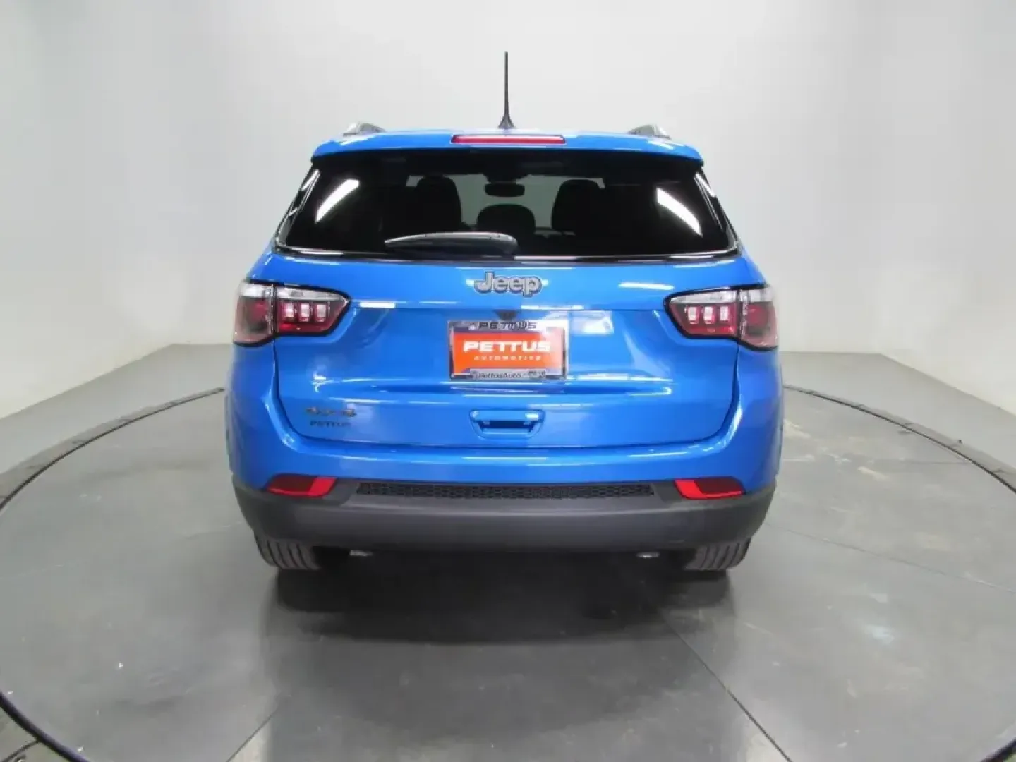 2026 /Black Jeep Compass Latitude (3C4NJDBN3TT) with an 2.0L L4 DOHC 16V TURBO engine, located at 12830 Highway 21, De Soto, MO, 63020, (636) 337-7777, 38.153099, -90.573624 - Picture a weekend that starts with a smooth commute through Jefferson County and ends with a scenic drive down Highway 21 toward the trails, wineries, and small-town stops that make De Soto, Missouri such a great home base. If you want one SUV that can handle daily errands, school drop-offs, and spu - Photo#5