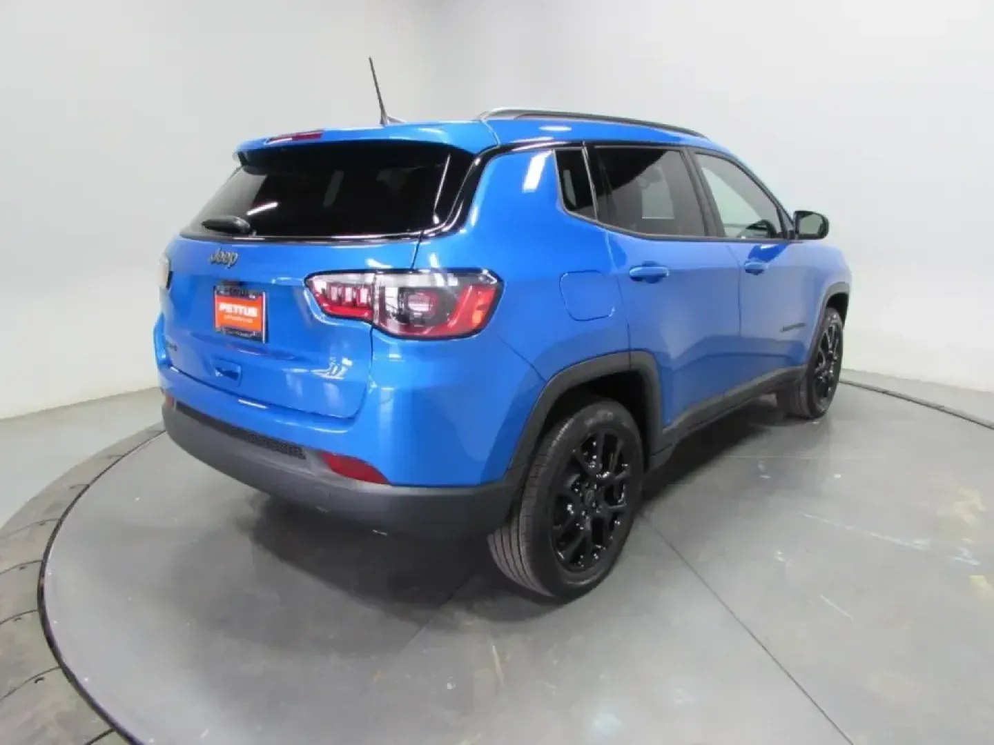 2026 /Black Jeep Compass Latitude (3C4NJDBN3TT) with an 2.0L L4 DOHC 16V TURBO engine, located at 12830 Highway 21, De Soto, MO, 63020, (636) 337-7777, 38.153099, -90.573624 - Picture a weekend that starts with a smooth commute through Jefferson County and ends with a scenic drive down Highway 21 toward the trails, wineries, and small-town stops that make De Soto, Missouri such a great home base. If you want one SUV that can handle daily errands, school drop-offs, and spu - Photo#6