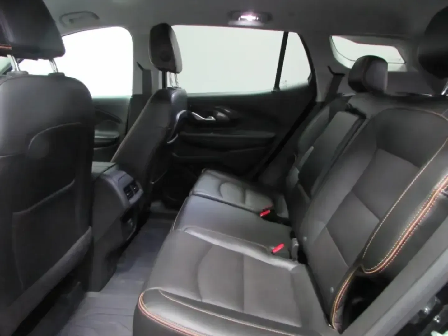 2022 /Black GMC Terrain AT4 (3GKALYEV5NL) with an 1.4L L4 DOHC 16V TURBO engine, Automatic transmission, located at 12836 Highway 21, De Soto, MO, 63020, (636) 337-7777, 38.151867, -90.575615 - Weekend getaways to Washington State Park, snowy school-drop mornings, and long commutes up Missouri Hwy 21 all feel easier when your SUV is ready for whatever the day brings. This **2022 GMC Terrain AT4** is built for drivers who want confident traction, smart safety tech, and everyday comfort-with - Photo#14