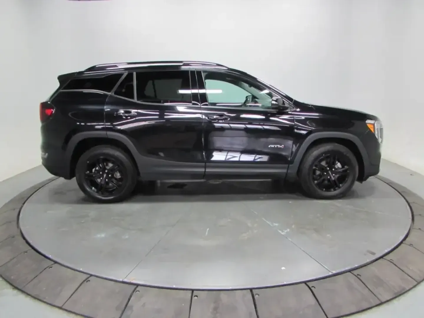 2022 /Black GMC Terrain AT4 (3GKALYEV5NL) with an 1.4L L4 DOHC 16V TURBO engine, Automatic transmission, located at 12836 Highway 21, De Soto, MO, 63020, (636) 337-7777, 38.151867, -90.575615 - Weekend getaways to Washington State Park, snowy school-drop mornings, and long commutes up Missouri Hwy 21 all feel easier when your SUV is ready for whatever the day brings. This **2022 GMC Terrain AT4** is built for drivers who want confident traction, smart safety tech, and everyday comfort-with - Photo#7