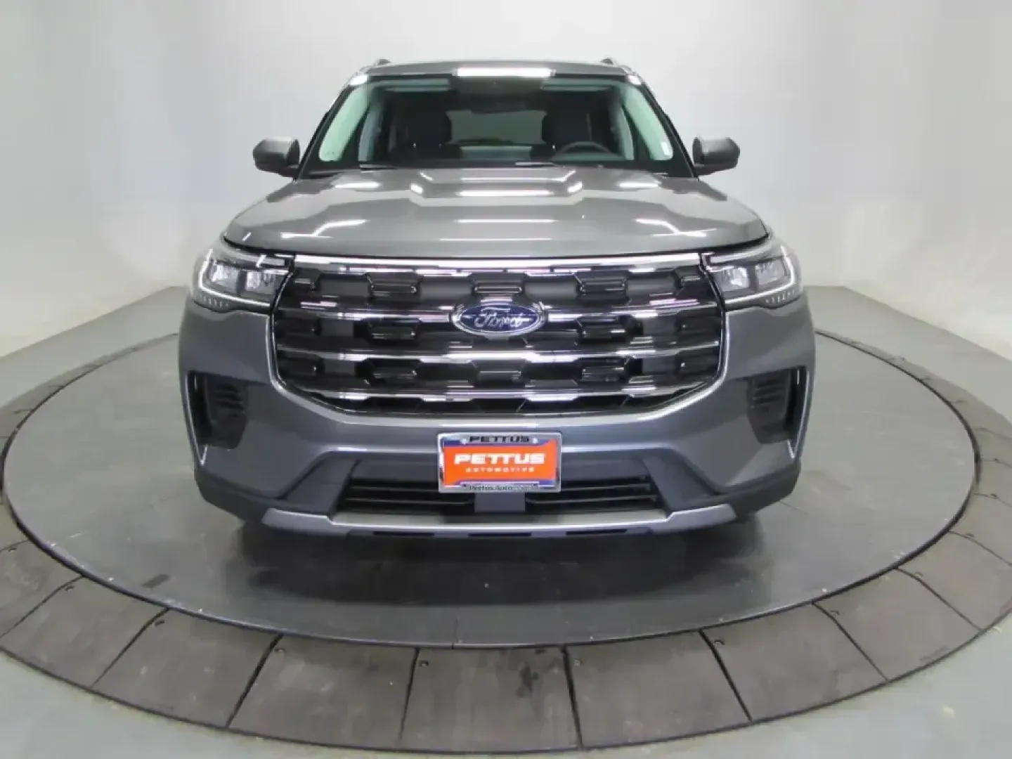 2026 /Gray Ford Explorer Active (1FMUK8DH1TG) with an 2.3L EcoBoost I-4 engine, Automatic transmission, located at 12836 Highway 21, De Soto, MO, 63020, (636) 337-7777, 38.151867, -90.575615 - Whether you're hauling the family to weekend sports, commuting down MO-21 toward St. Louis County, or loading up for a road trip to the Ozarks, the 2026 Ford Explorer Active is built for real life-roomy, confident, and ready for whatever your calendar throws at you. Finished in sleek Carb Gray and s - Photo#1