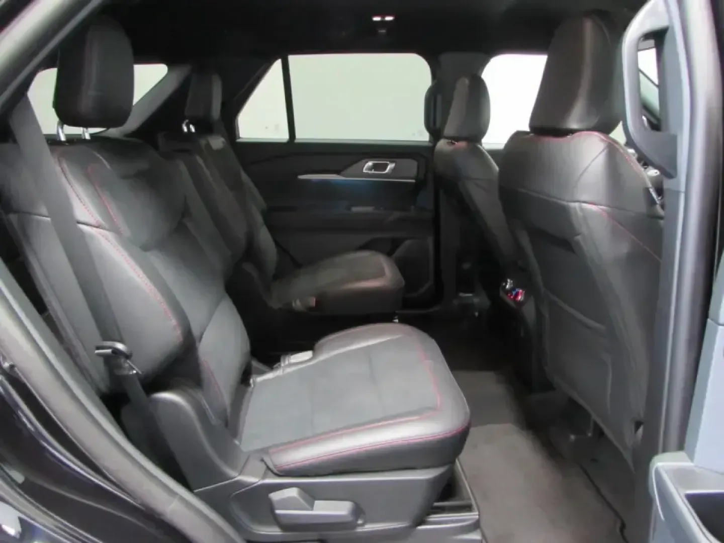 2026 Ford Explorer ST (1FMWK8GC5TG) with an 3.0L EcoBoost V6 engine, Automatic transmission, located at 12836 Highway 21, De Soto, MO, 63020, (636) 337-7777, 38.151867, -90.575615 - Whether you're hauling the whole crew to weekend games, commuting from De Soto into the St. Louis corridor, or loading up for a road trip down I55, the 2026 Ford Explorer ST is built for real-life Missouri miles. This SUV blends family-ready space with performance attitude, making it a smart pick fo - Photo#19