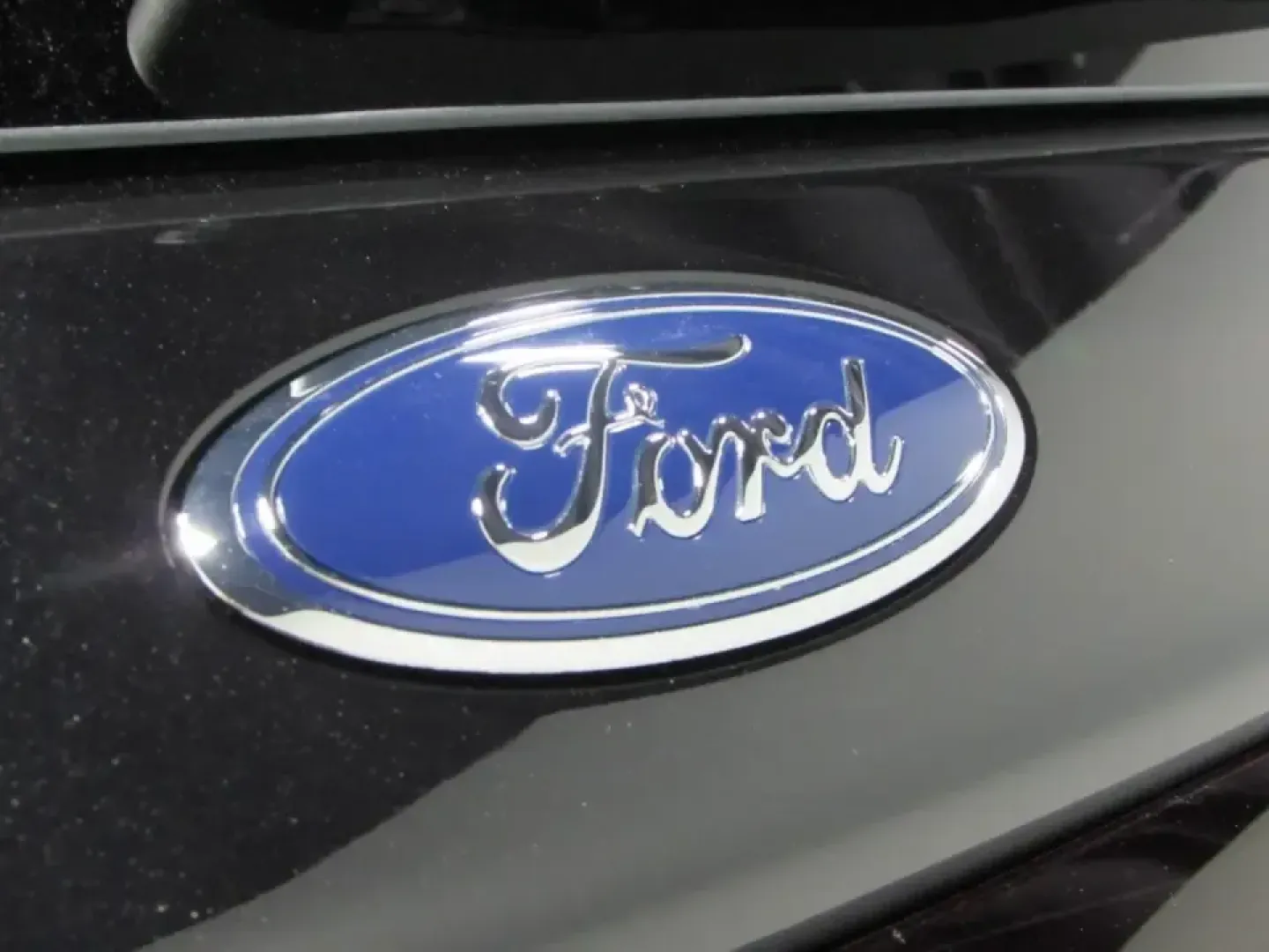 2026 Ford Explorer ST (1FMWK8GC5TG) with an 3.0L EcoBoost V6 engine, Automatic transmission, located at 12836 Highway 21, De Soto, MO, 63020, (636) 337-7777, 38.151867, -90.575615 - Whether you're hauling the whole crew to weekend games, commuting from De Soto into the St. Louis corridor, or loading up for a road trip down I55, the 2026 Ford Explorer ST is built for real-life Missouri miles. This SUV blends family-ready space with performance attitude, making it a smart pick fo - Photo#34