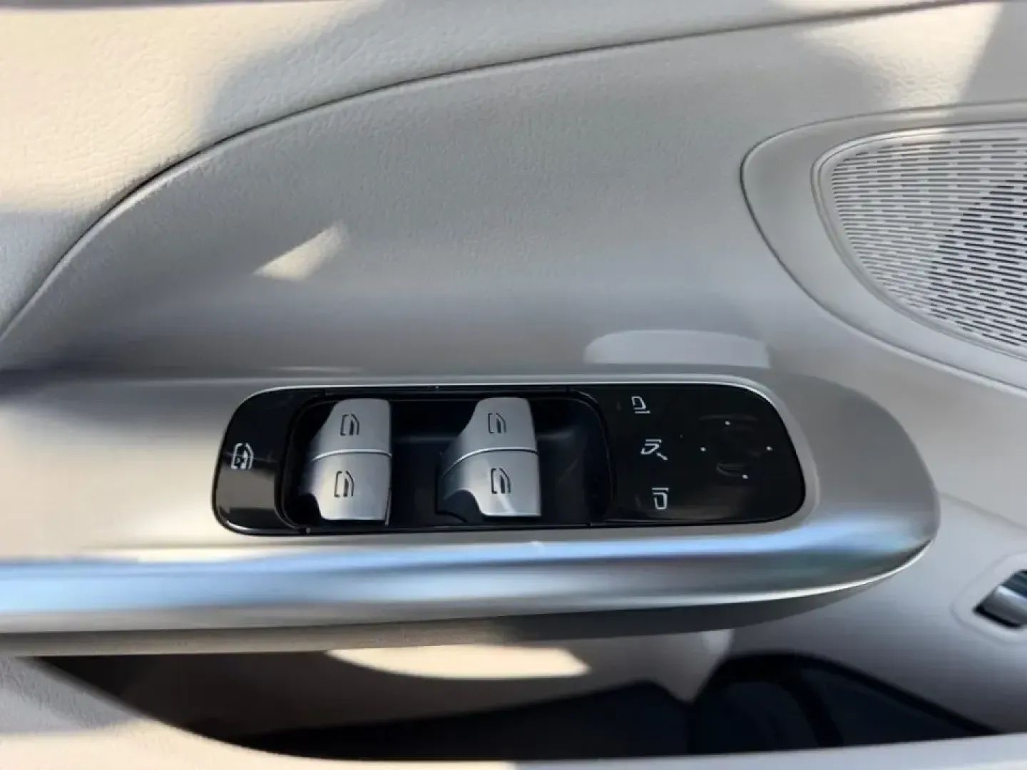 2025 /AMG Neva Grey Leather Mercedes-Benz C-Class C 300 4MATIC (W1KAF4HB4SR) with an 2.0L Turbo I4 engine, Automatic transmission, located at 970 Woodlawn Dr., Farmington, MO, 63640, (573) 431-7800, 37.825642, -90.468674 - Make every day feel like an upgrade-whether you're gliding to work on US-67, meeting friends near Downtown Farmington, or planning a comfortable weekend escape toward St. Joe State Park. This 2025 Mercedes-Benz C-Class C 300 4MATIC sedan blends luxury, confidence, and real-world practicality, making - Photo#20
