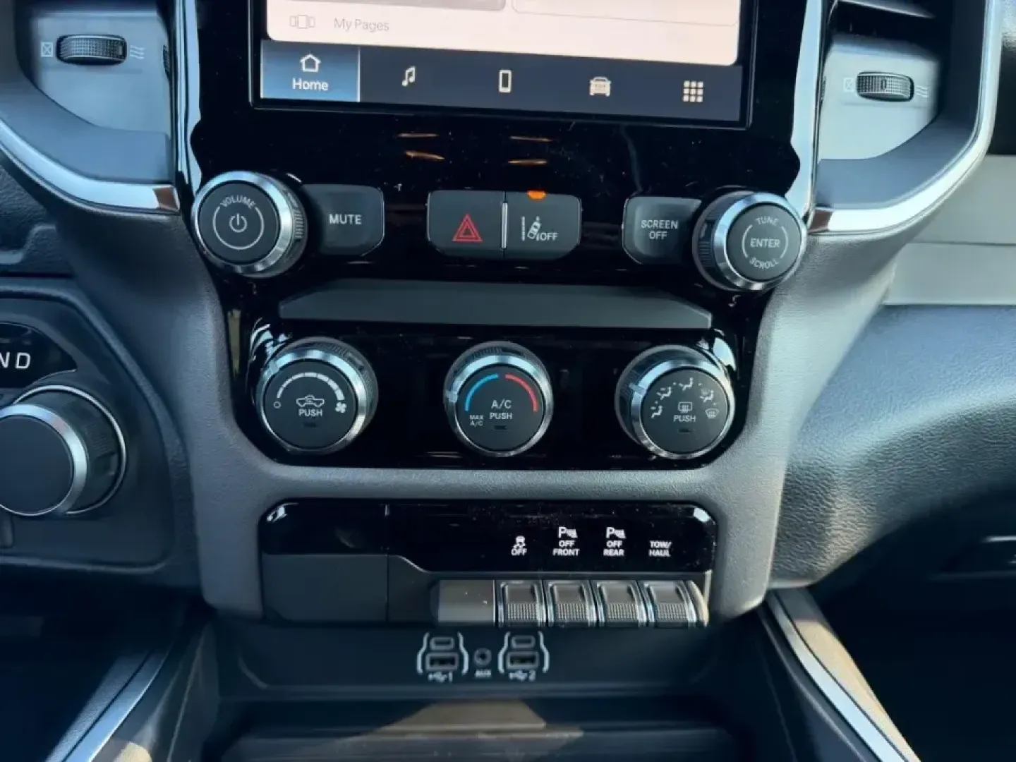 2026 /Diesel Gray/Black Cloth Ram 1500 Express (1C6SRFGT1TN) with an 5.7L engine, located at 970 Woodlawn Dr., Farmington, MO, 63640, (573) 431-7800, 37.825642, -90.468674 - Built for early-morning commutes down Highway 67, hauling gear for weekends at St. Joe State Park, and confidently tackling gravel driveways after a long day-this **2026 Ram 1500 Express** is the kind of truck that fits real-life in Southeast Missouri. With its bold **Black** exterior, practical **C - Photo#14