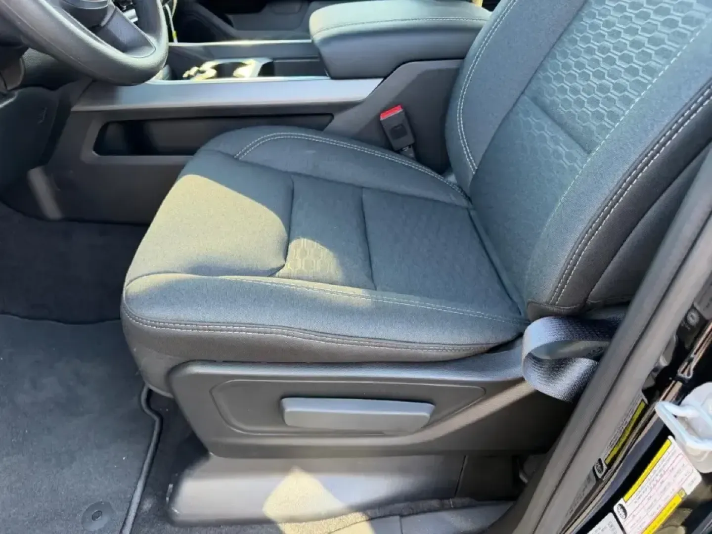2026 /Diesel Gray/Black Cloth Ram 1500 Express (1C6SRFGT1TN) with an 5.7L engine, located at 970 Woodlawn Dr., Farmington, MO, 63640, (573) 431-7800, 37.825642, -90.468674 - Built for early-morning commutes down Highway 67, hauling gear for weekends at St. Joe State Park, and confidently tackling gravel driveways after a long day-this **2026 Ram 1500 Express** is the kind of truck that fits real-life in Southeast Missouri. With its bold **Black** exterior, practical **C - Photo#18