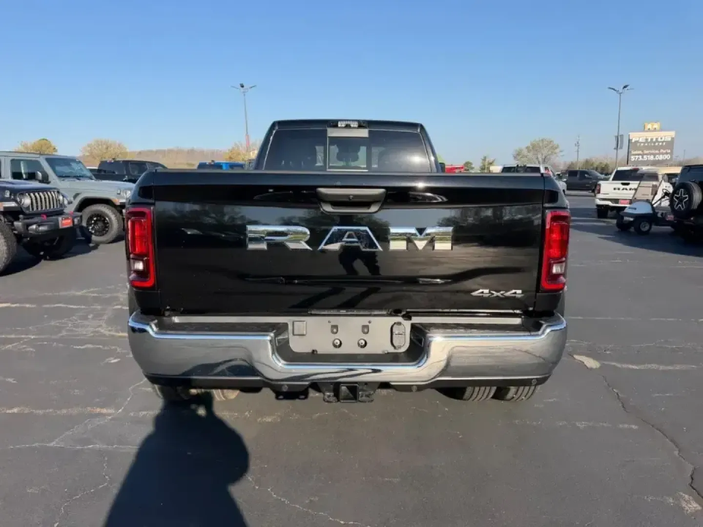 2026 /Diesel Gray/Black Cloth Ram 3500 Tradesman (3C63RRGL6TG) with an Straight 6 Turbocharged Diesel engine, 6A transmission, located at 970 Woodlawn Dr., Farmington, MO, 63640, (573) 431-7800, 37.825642, -90.468674 - Built for the kind of days that don't stop at the city limits, this 2026 Ram 3500 Tradesman is the truck you choose when weekend projects turn into full-on builds, when camping gear becomes a lifestyle, and when Missouri backroads demand real capability. Whether you're hauling materials to a job sit - Photo#3