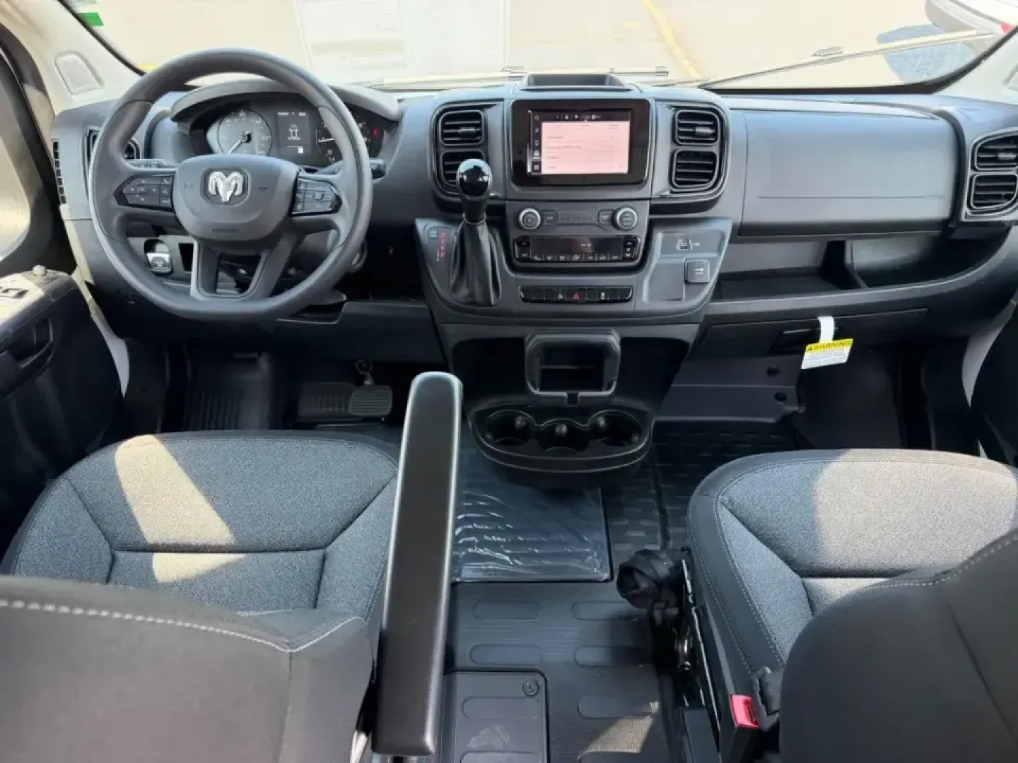 2026 /Black Cloth Ram ProMaster 2500 High Roof (3C6LRVDG4TE) with an 3.6L V6 24V VVT engine, 6A transmission, located at 970 Woodlawn Dr., Farmington, MO, 63640, (573) 431-7800, 37.825642, -90.468674 - Work hard during the week and still have energy for the weekend-this **2026 Ram ProMaster Cargo Van 2500 High Roof 159-in. WB** is built for real life in Farmington, whether you're a contractor stocking up at the job site, a small business owner running deliveries, or a road-trip planner who needs s - Photo#9