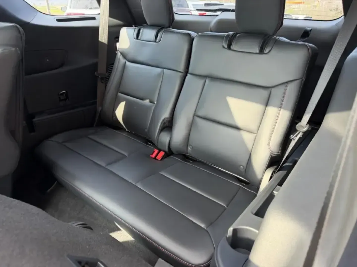 2026 /Onyx Cloth Ford Explorer ST-Line (1FMUK8KH7TG) with an 2.3L EcoBoost I-4 engine, Automatic transmission, located at 141 Commercial Dr, Fredericktown, MO, 63645, (573) 783-6432, 37.570087, -90.320648 - When your weekends bounce between school drop-offs, quick runs down Highway 67, and spontaneous getaways to St. Francois State Park, you need an SUV that feels refined on the commute yet confident when the road turns unpredictable. This 2026 Ford Explorer ST-Line in sleek Gray delivers that do-it-al - Photo#9