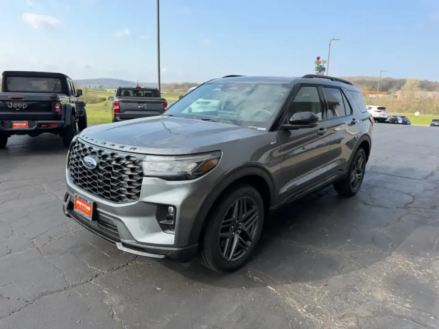 2026 /Onyx Cloth Ford Explorer ST-Line (1FMUK8KH7TG) with an 2.3L EcoBoost I-4 engine, Automatic transmission, located at 141 Commercial Dr, Fredericktown, MO, 63645, (573) 783-6432, 37.570087, -90.320648 - When your weekends bounce between school drop-offs, quick runs down Highway 67, and spontaneous getaways to St. Francois State Park, you need an SUV that feels refined on the commute yet confident when the road turns unpredictable. This 2026 Ford Explorer ST-Line in sleek Gray delivers that do-it-al - Photo#7