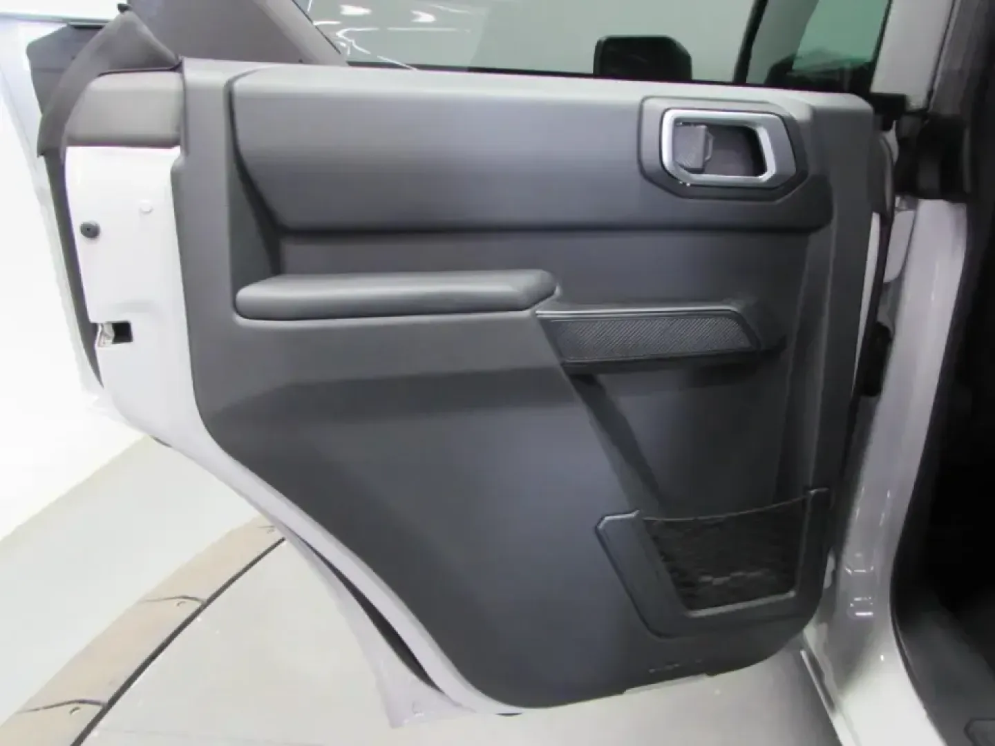 2026 /Dark Gray W/Black Onyx Ford Bronco Big Bend (1FMDE7BH8TL) with an 2.3L EcoBoost I-4 engine, 7M transmission, located at 12836 Highway 21, De Soto, MO, 63020, (636) 337-7777, 38.151867, -90.575615 - If your weekends revolve around muddy trailheads, river float trips, and spontaneous backroad detours-or you simply want a confident daily driver for Missouri weather-this 2026 Ford Bronco Big Bend is built for the lifestyle. With only 5 miles on the odometer, it delivers that fresh, like-new experi - Photo#13