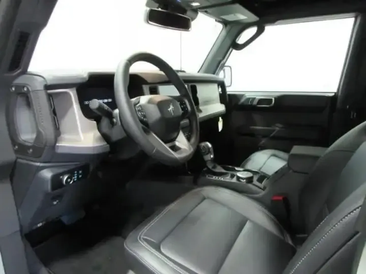 2026 /Black Onyx Ford Bronco Outer Banks (1FMEE8BP7TL) with an 2.7L V6 engine, Automatic transmission, located at 12836 Highway 21, De Soto, MO, 63020, (636) 337-7777, 38.151867, -90.575615 - Weekend trail runs, lake days, and everyday commuting don't have to be separate vehicles-this **2026 Ford Bronco Outer Banks** is built for the driver who wants one SUV that can handle it all. With just **11 miles**, this Bronco feels practically brand-new, yet it's positioned like a smart **pre-own - Photo#12
