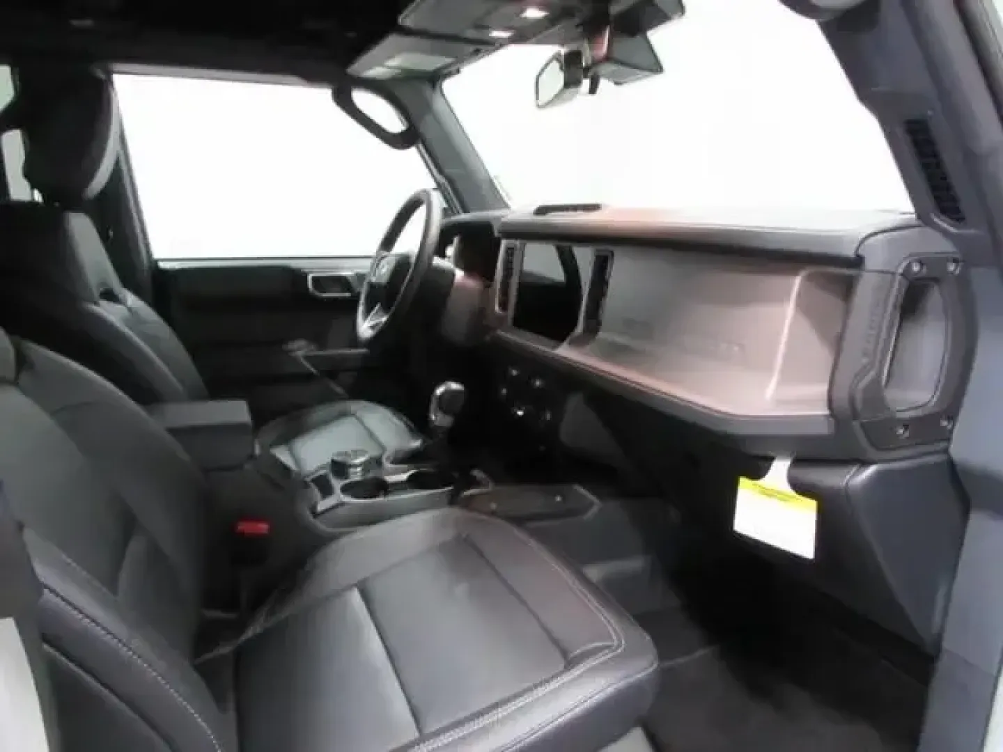 2026 /Black Onyx Ford Bronco Outer Banks (1FMEE8BP7TL) with an 2.7L V6 engine, Automatic transmission, located at 12836 Highway 21, De Soto, MO, 63020, (636) 337-7777, 38.151867, -90.575615 - Weekend trail runs, lake days, and everyday commuting don't have to be separate vehicles-this **2026 Ford Bronco Outer Banks** is built for the driver who wants one SUV that can handle it all. With just **11 miles**, this Bronco feels practically brand-new, yet it's positioned like a smart **pre-own - Photo#16