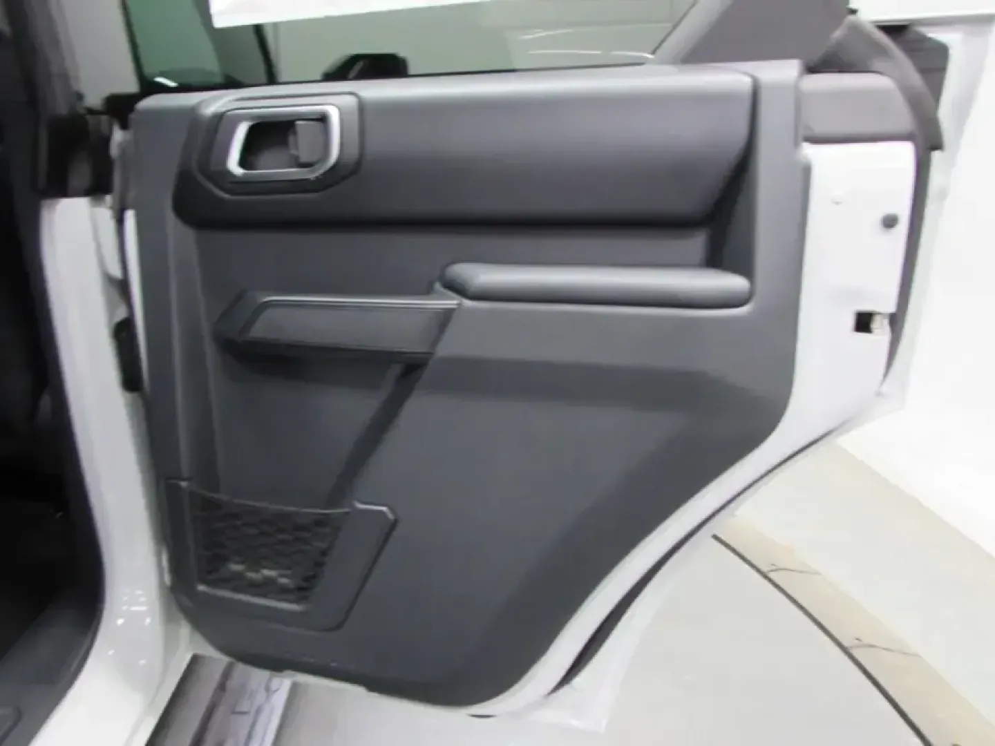 2026 /Black Onyx Ford Bronco Outer Banks (1FMEE8BP7TL) with an 2.7L V6 engine, Automatic transmission, located at 12836 Highway 21, De Soto, MO, 63020, (636) 337-7777, 38.151867, -90.575615 - Weekend trail runs, lake days, and everyday commuting don't have to be separate vehicles-this **2026 Ford Bronco Outer Banks** is built for the driver who wants one SUV that can handle it all. With just **11 miles**, this Bronco feels practically brand-new, yet it's positioned like a smart **pre-own - Photo#17
