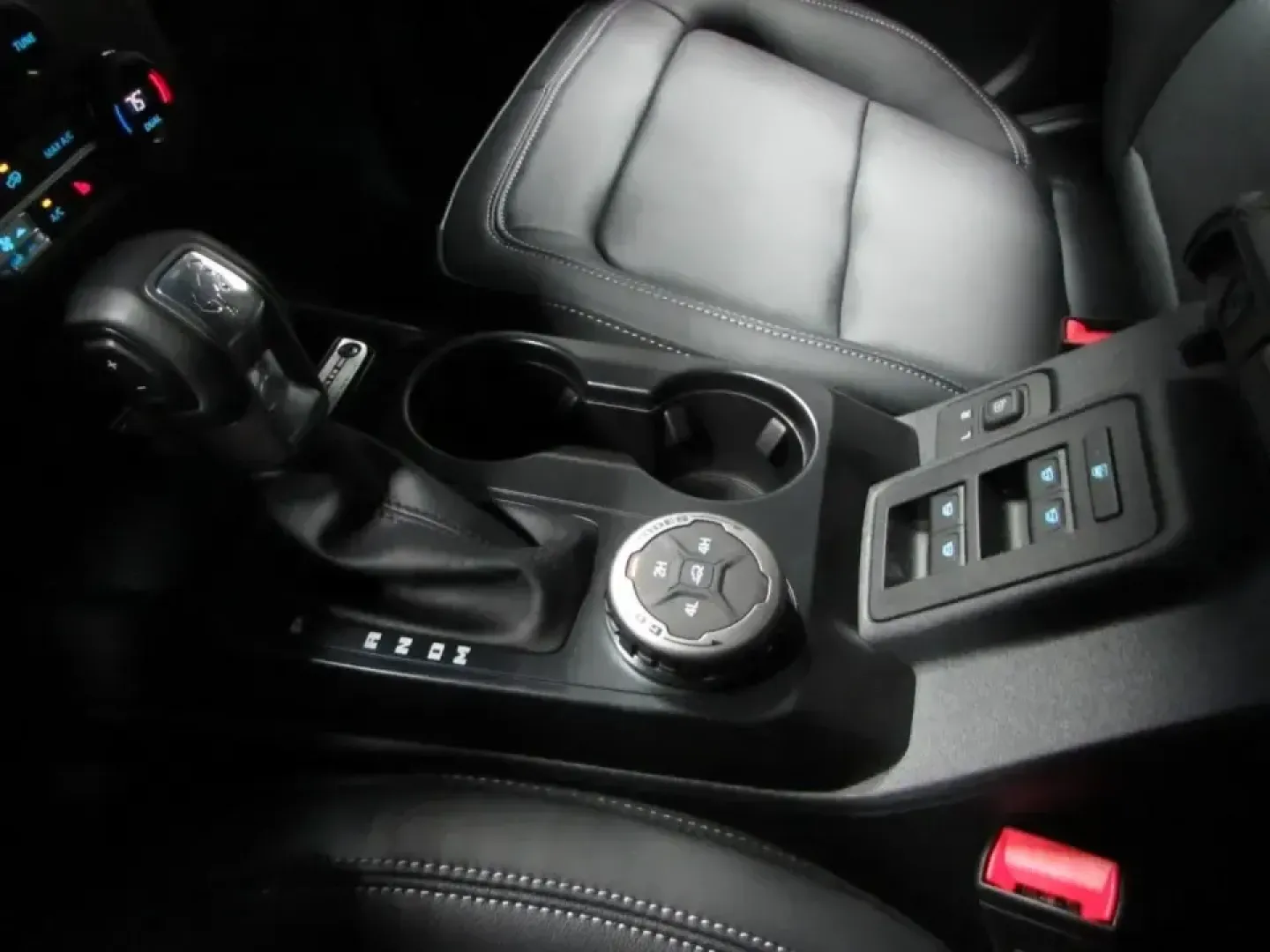 2026 /Black Onyx Ford Bronco Outer Banks (1FMEE8BP7TL) with an 2.7L V6 engine, Automatic transmission, located at 12836 Highway 21, De Soto, MO, 63020, (636) 337-7777, 38.151867, -90.575615 - Weekend trail runs, lake days, and everyday commuting don't have to be separate vehicles-this **2026 Ford Bronco Outer Banks** is built for the driver who wants one SUV that can handle it all. With just **11 miles**, this Bronco feels practically brand-new, yet it's positioned like a smart **pre-own - Photo#29