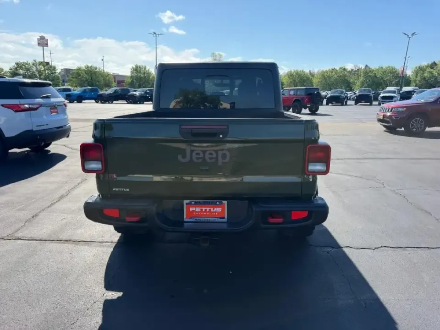 2021 /Black Cloth Jeep Gladiator Rubicon (1C6JJTBG2ML) with an 3.6L V6 24V VVT UPG I engine, Automatic transmission, located at 970 Woodlawn Dr., Farmington, MO, 63640, (573) 431-7800, 37.825642, -90.468674 - Whether your weekends revolve around scouting new trails in the Mark Twain National Forest, towing toys to a lake day, or simply wanting a truck that can handle Farmington's changing seasons with confidence, this **2021 Jeep Gladiator Rubicon 4x4** is built for the lifestyle. With its unmistakable J - Photo#4