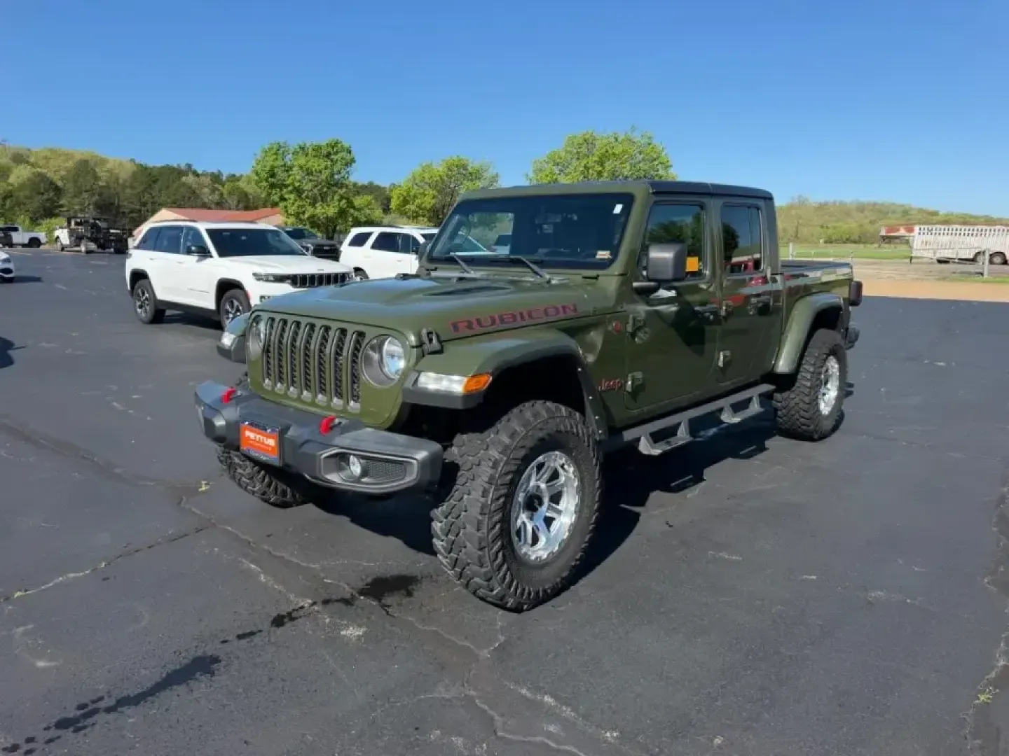 2021 /Black Cloth Jeep Gladiator Rubicon (1C6JJTBG2ML) with an 3.6L V6 24V VVT UPG I engine, Automatic transmission, located at 970 Woodlawn Dr., Farmington, MO, 63640, (573) 431-7800, 37.825642, -90.468674 - Whether your weekends revolve around scouting new trails in the Mark Twain National Forest, towing toys to a lake day, or simply wanting a truck that can handle Farmington's changing seasons with confidence, this **2021 Jeep Gladiator Rubicon 4x4** is built for the lifestyle. With its unmistakable J - Photo#7
